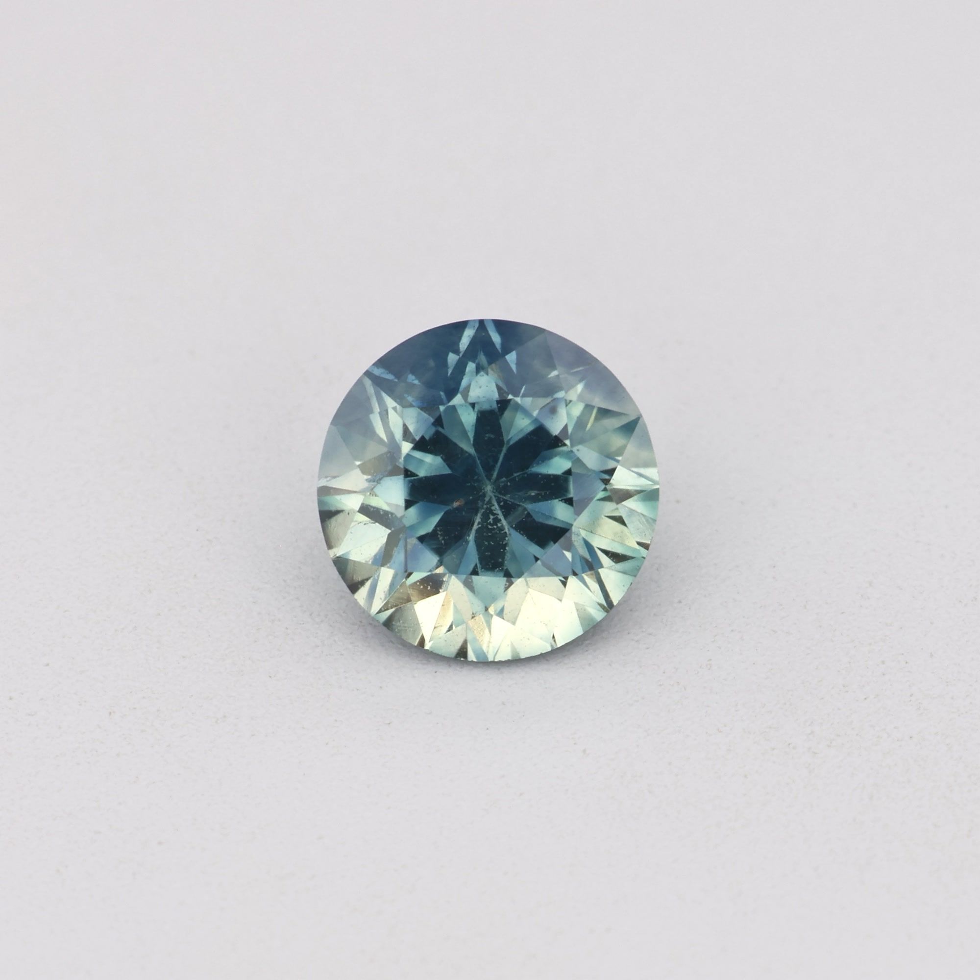 0.65ct Sapphire