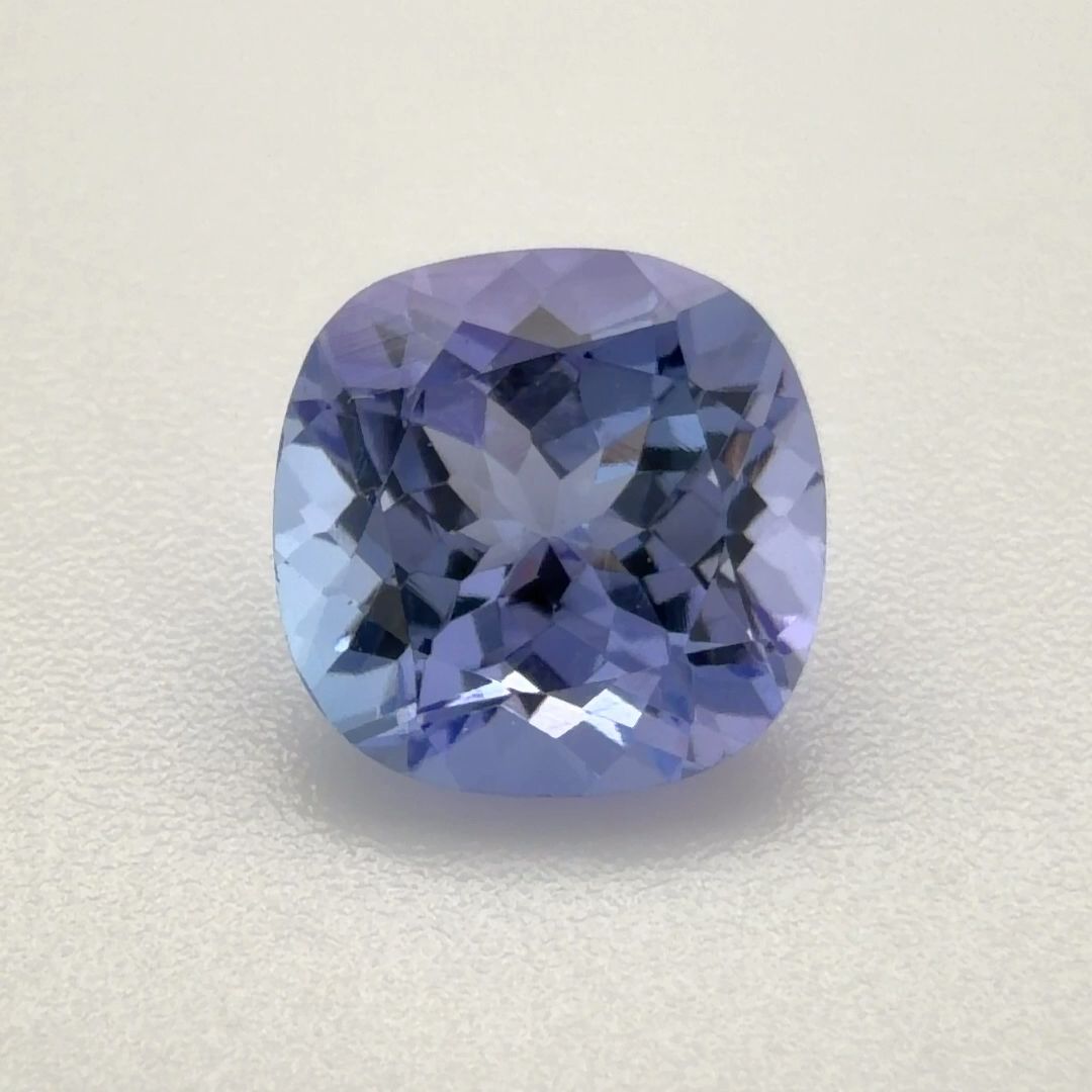 1.1ct TANZANITE