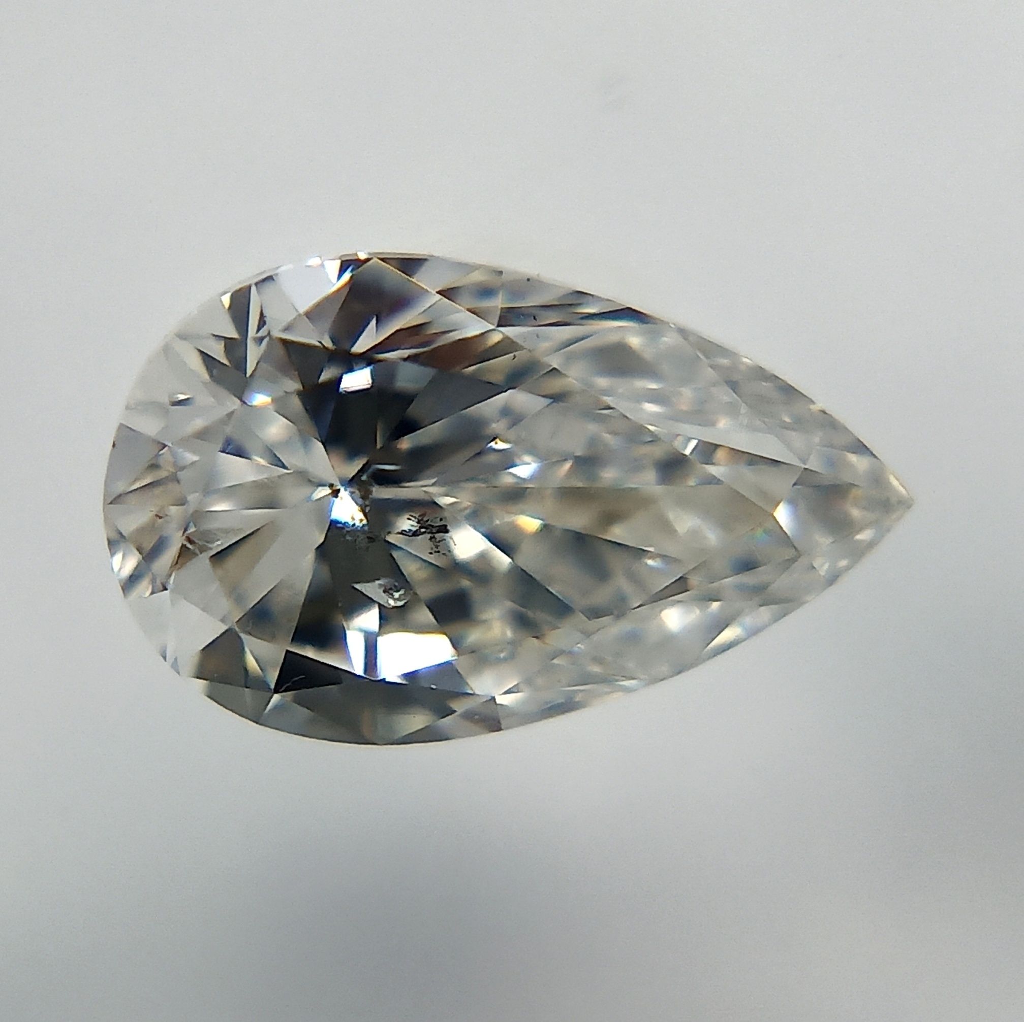 0,50 ct Diament naturalny w szlifie gruszki