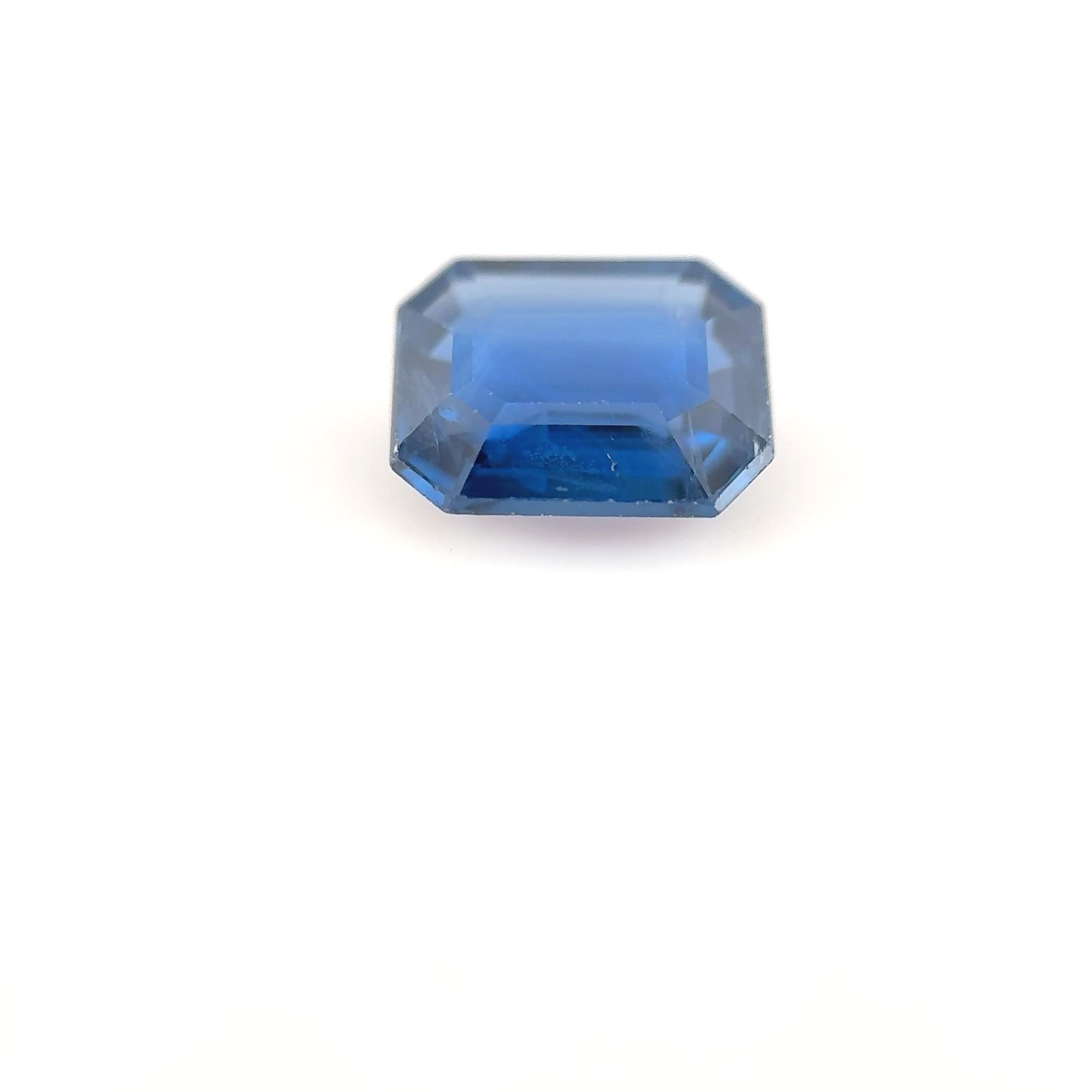 0.96ct SAPPHIRE