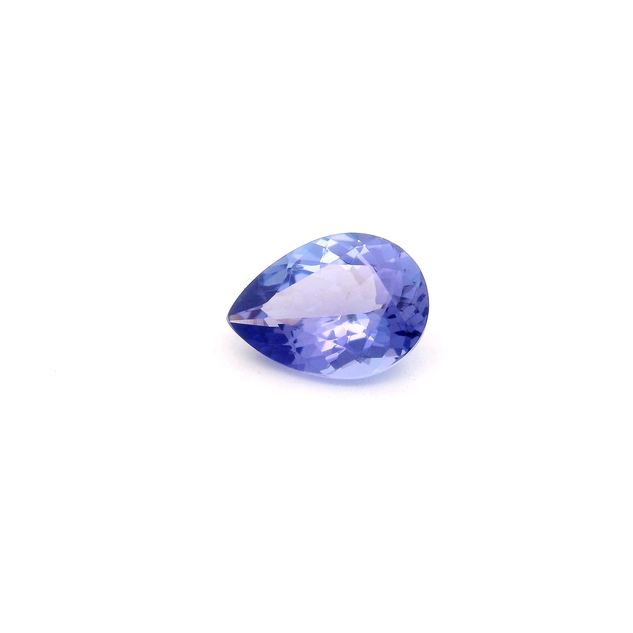 1.03ct TANZANITE