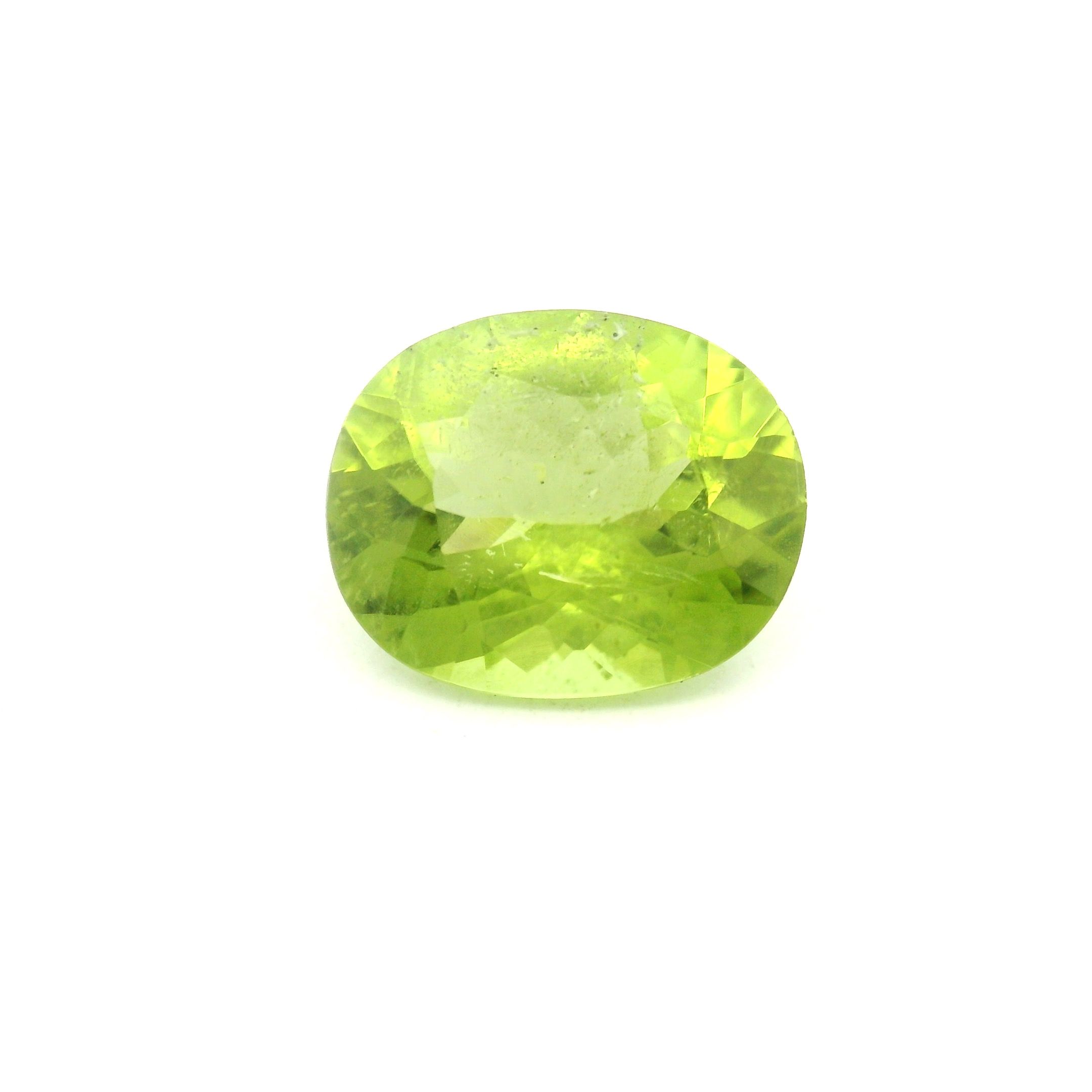 Certified Peridot Oval 3.35 ct gemstone, Green