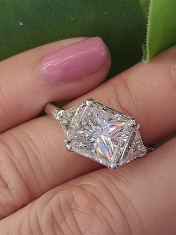 3,03 ct Diament naturalny w szlifie księżniczki