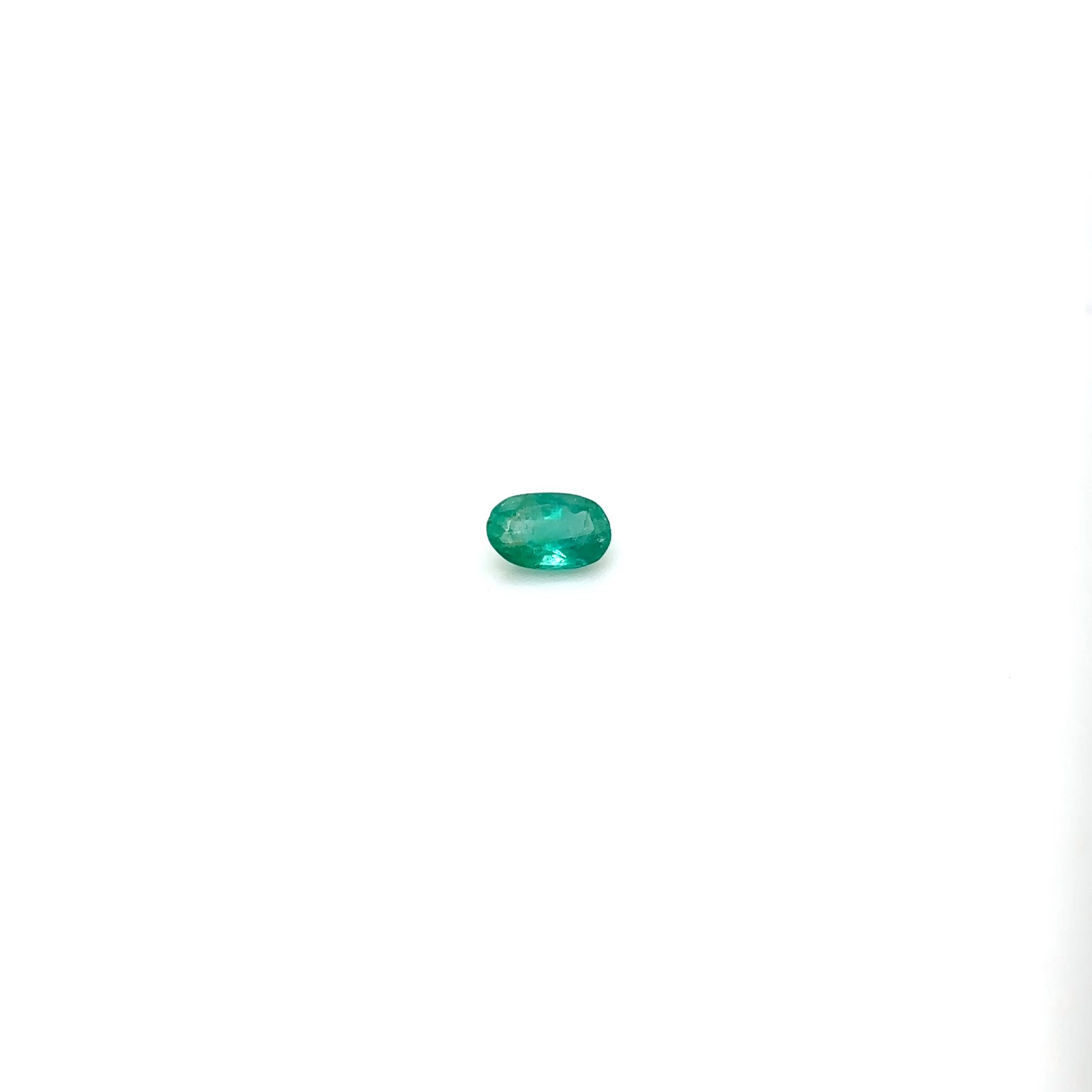 Certified Emerald Oval 0.35 ct gemstone, Green