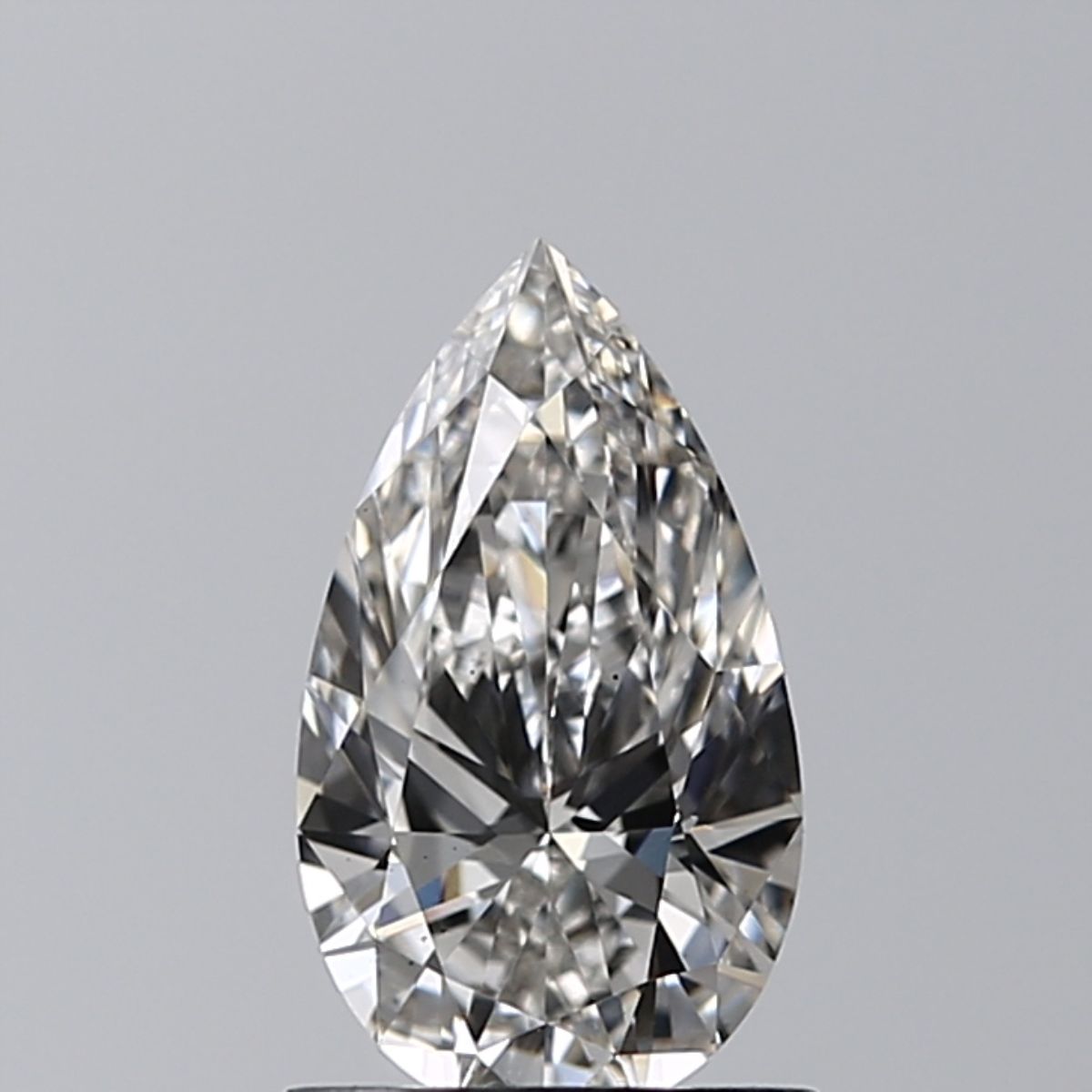 0,90 ct Diament laboratoryjny w szlifie gruszki