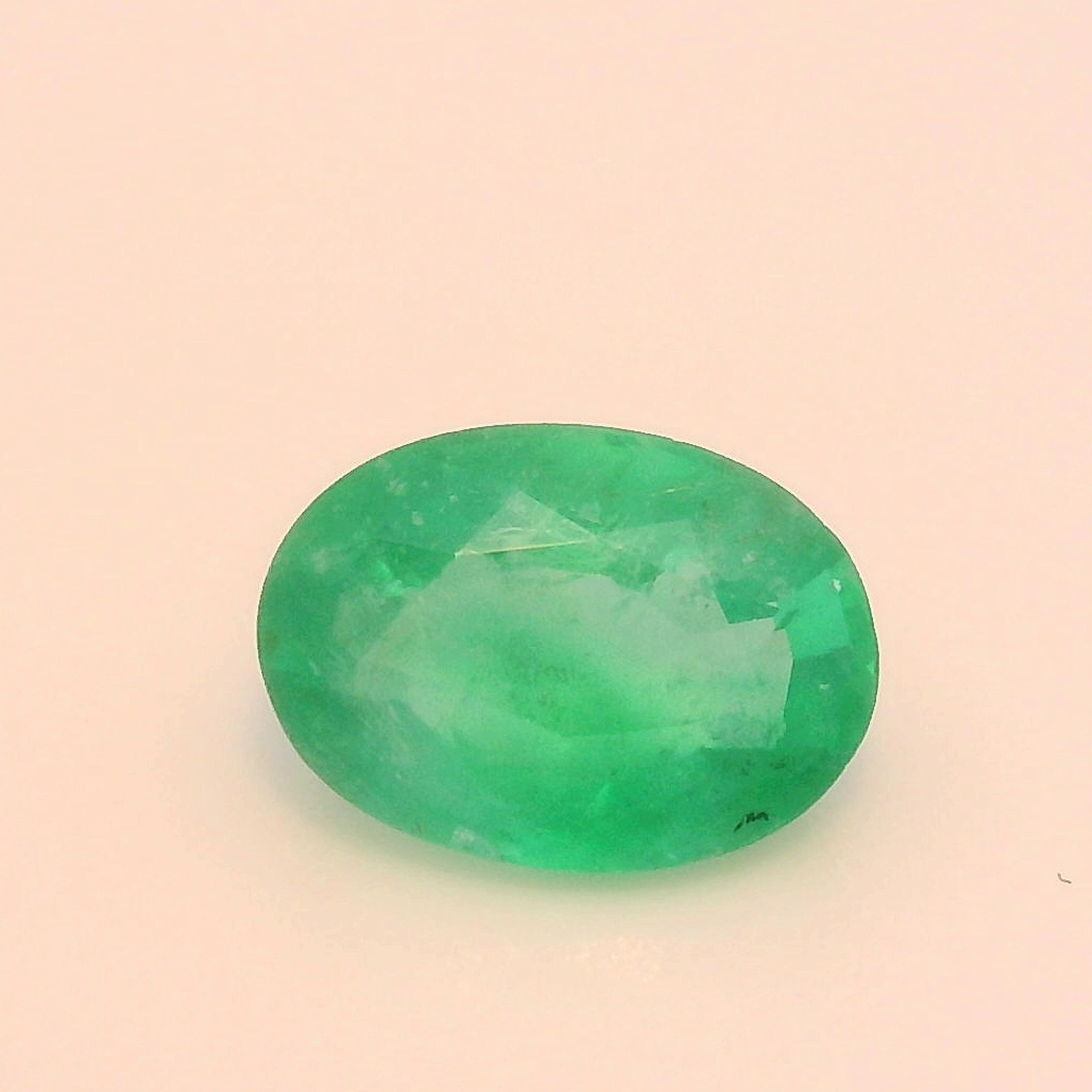 0.89ct EMERALD