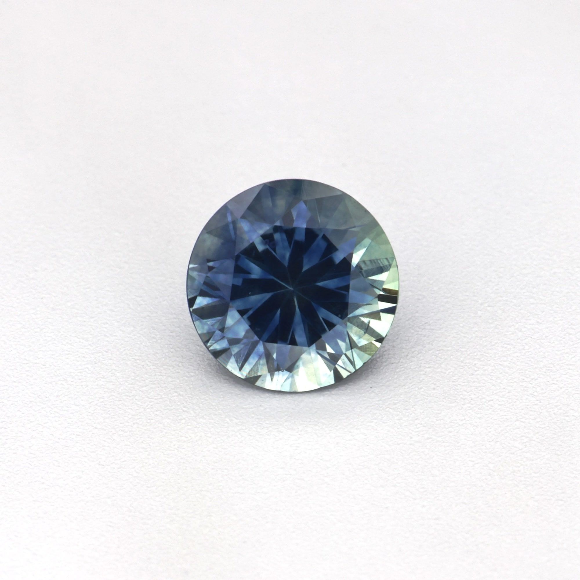 0.6ct Sapphire