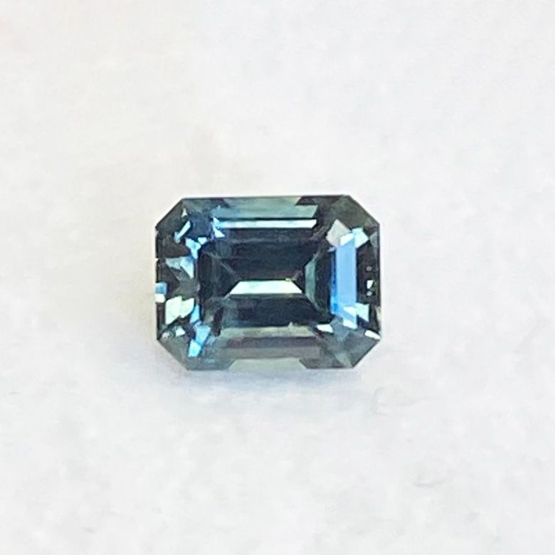 0.76ct Sapphire