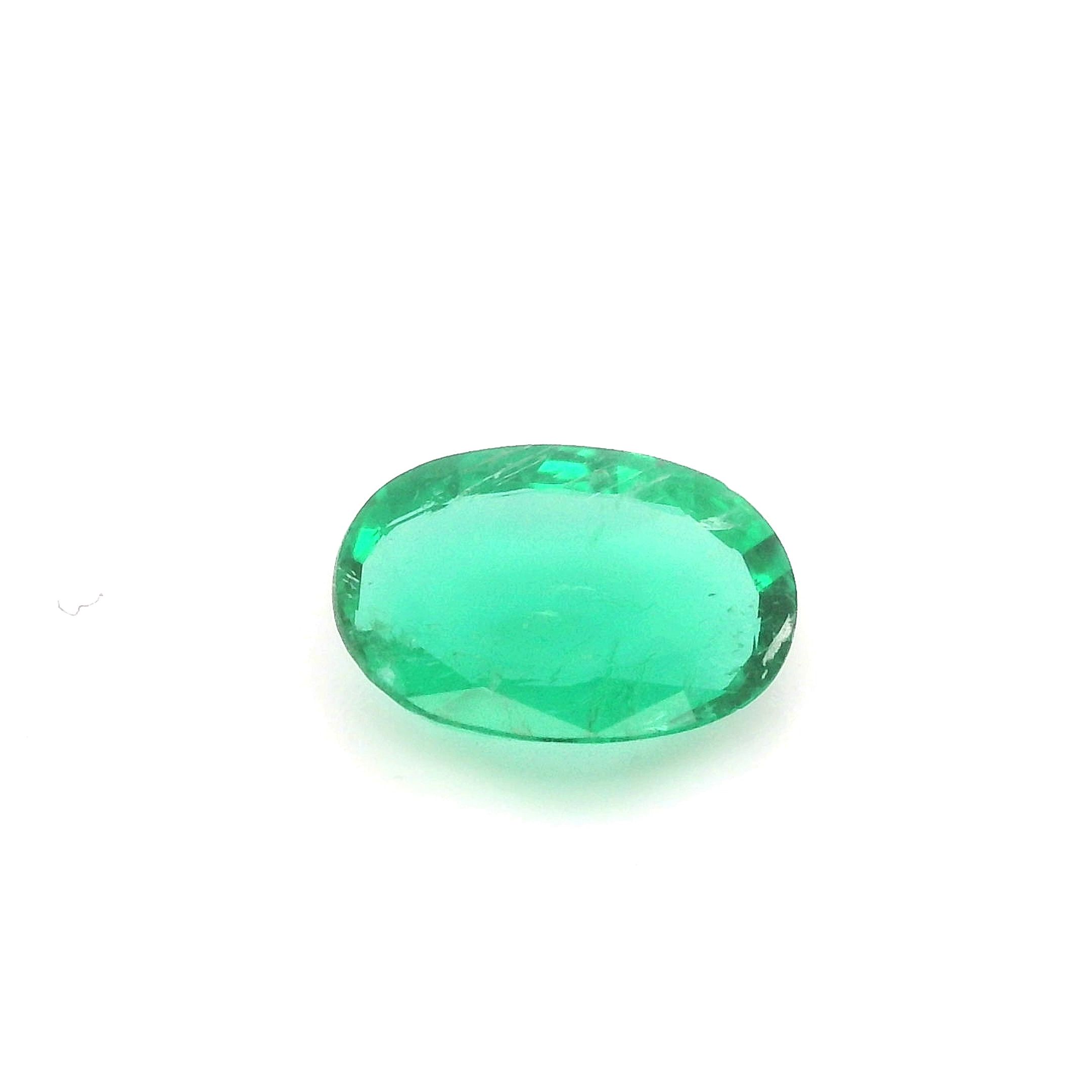 0.85ct EMERALD