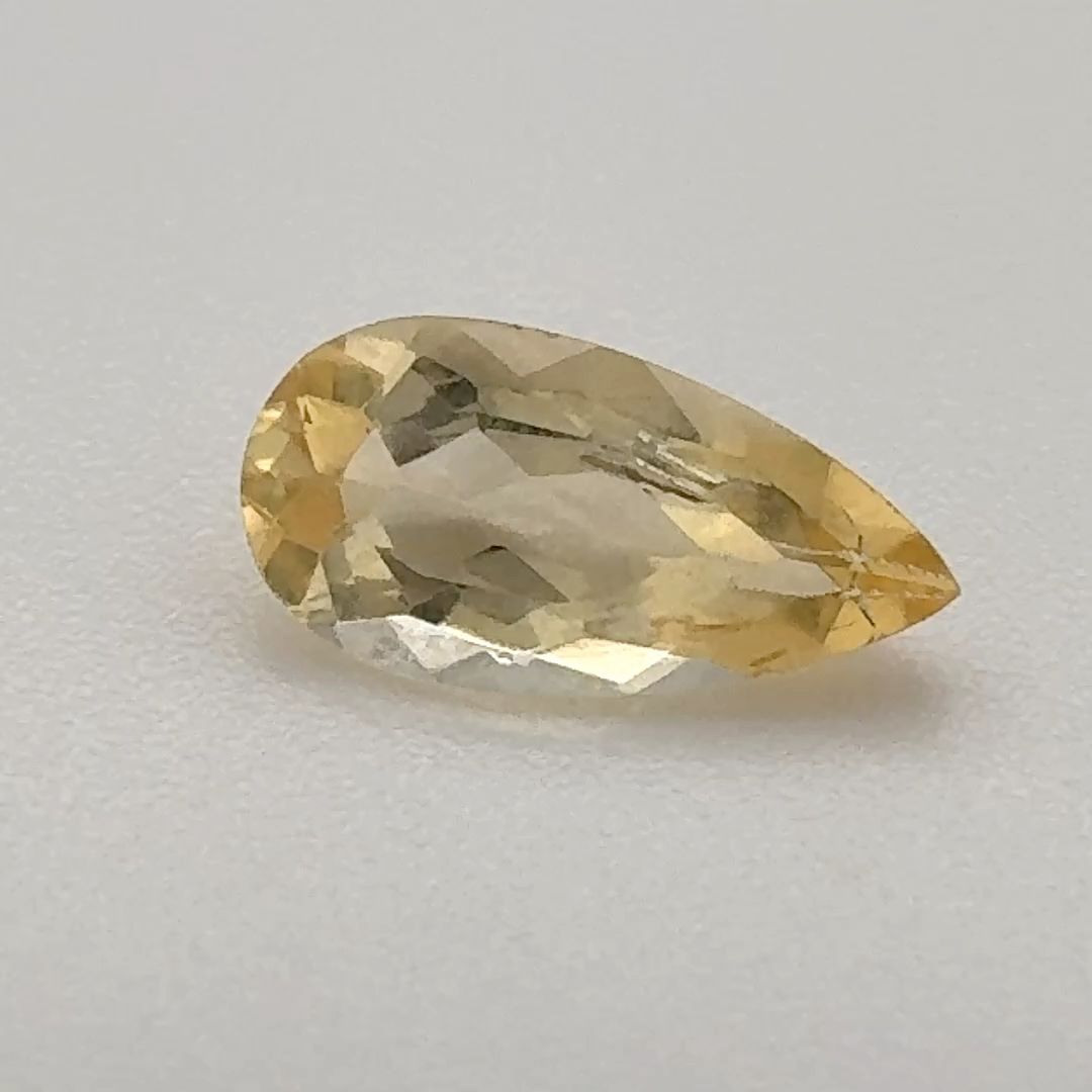 1.01ct TOPAZ