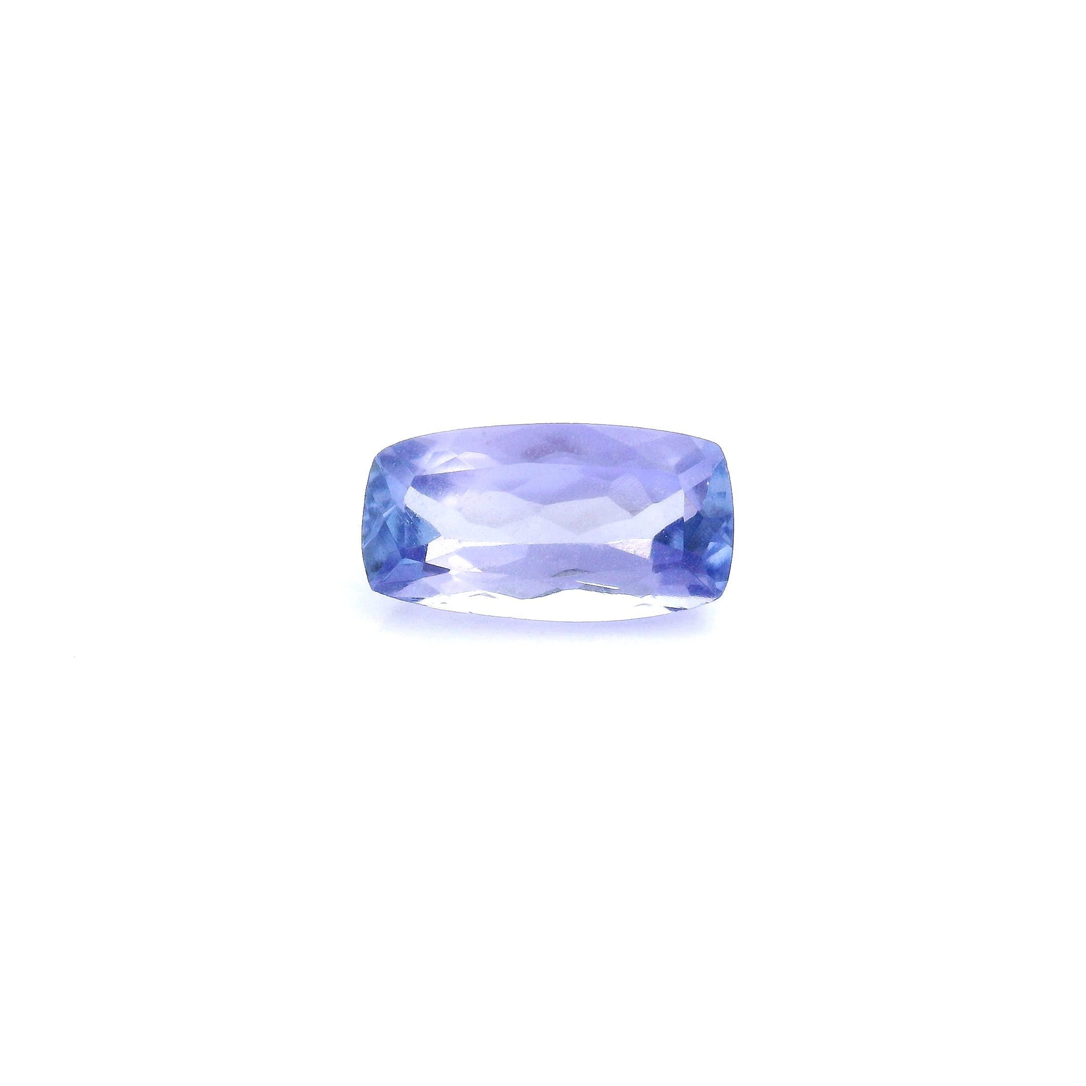 0.94ct TANZANITE