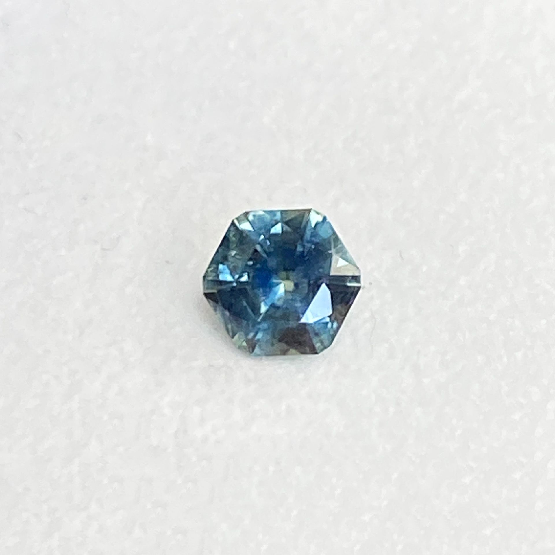 0.76ct Sapphire