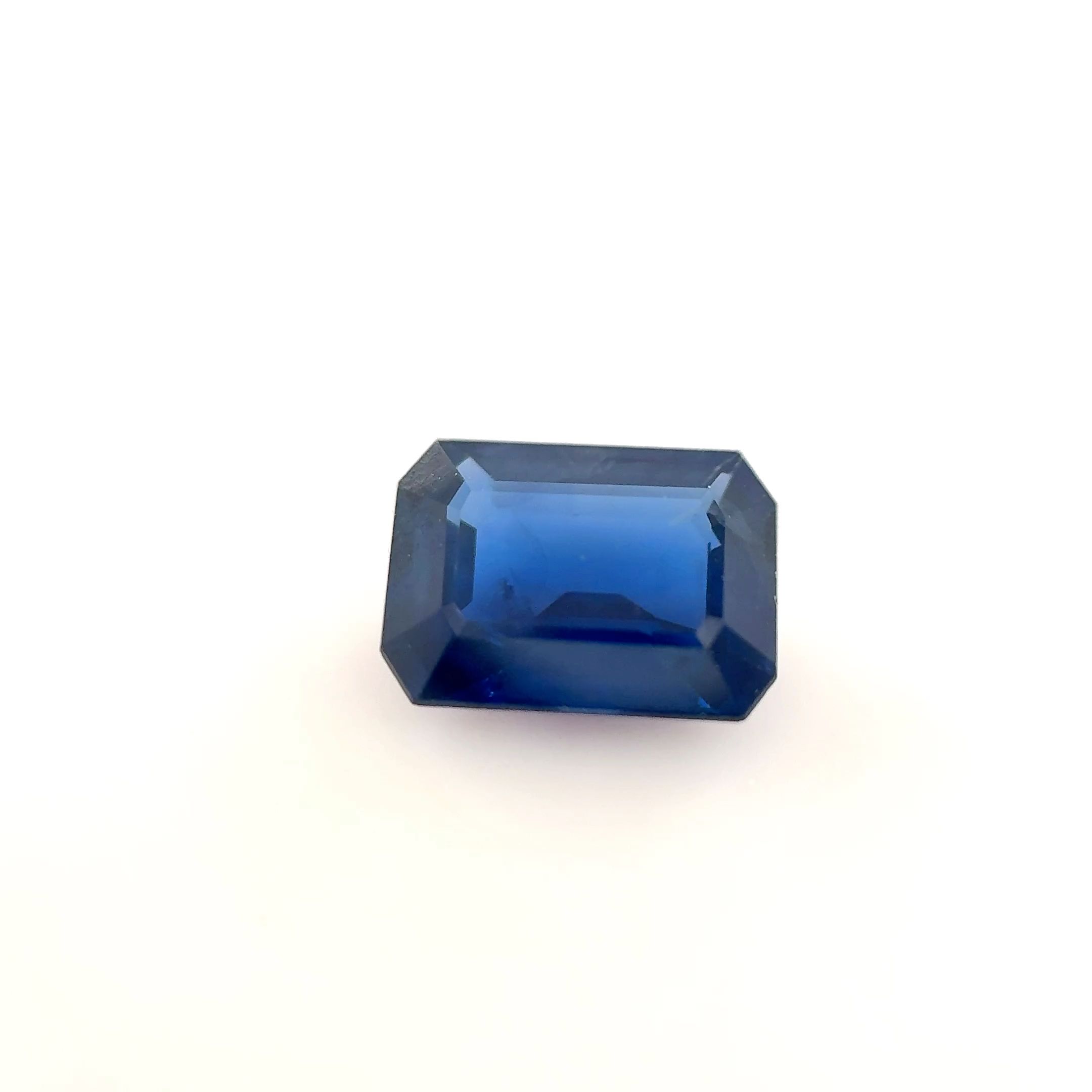 1.06ct SAPPHIRE