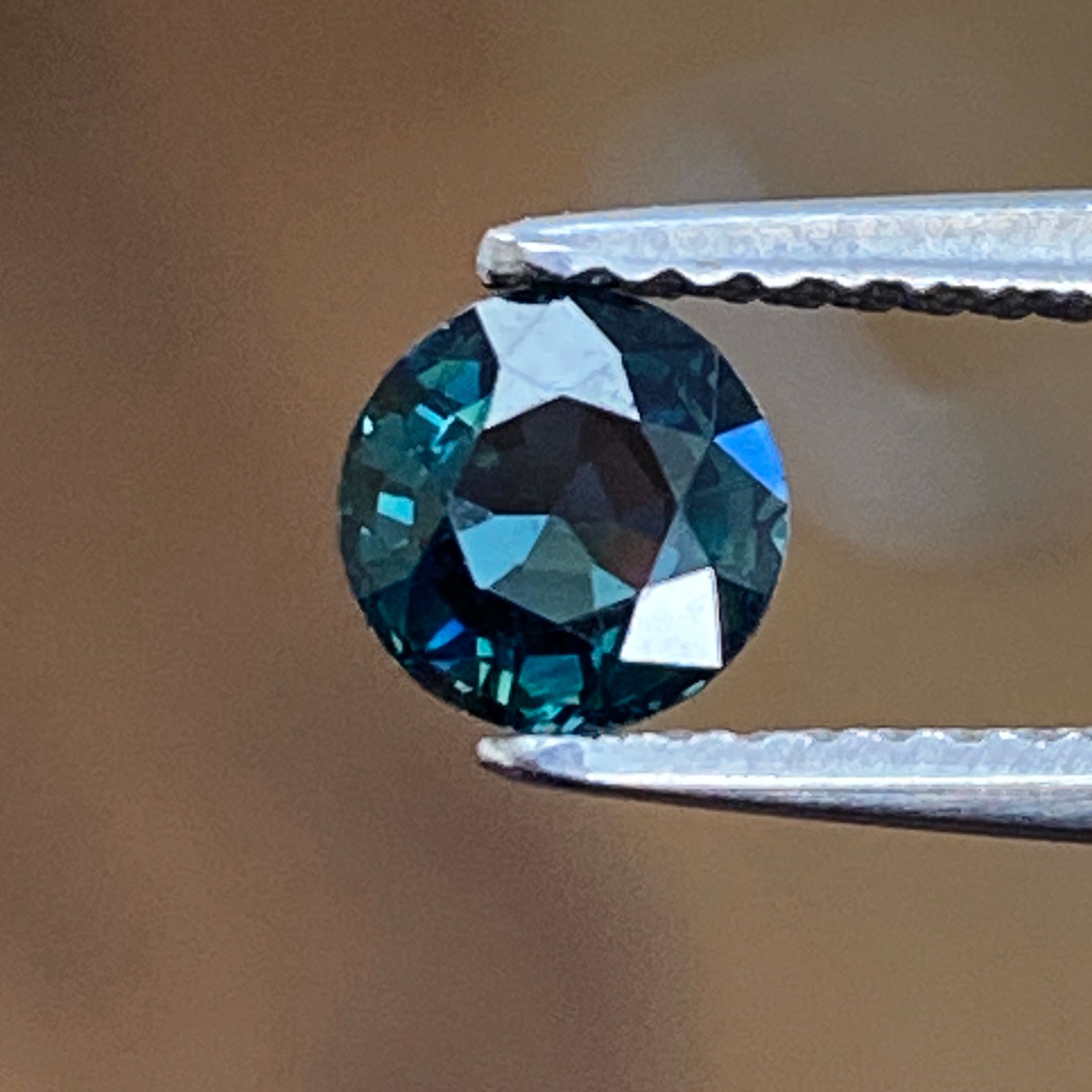 0.76ct Sapphire