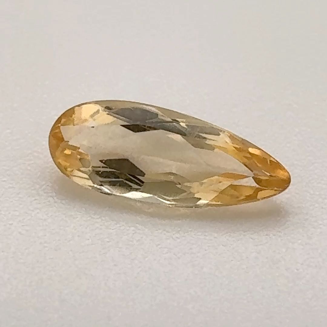 0.805ct TOPAZ