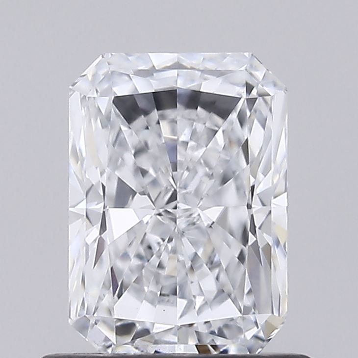 0.84 Carat Radiant Diamond