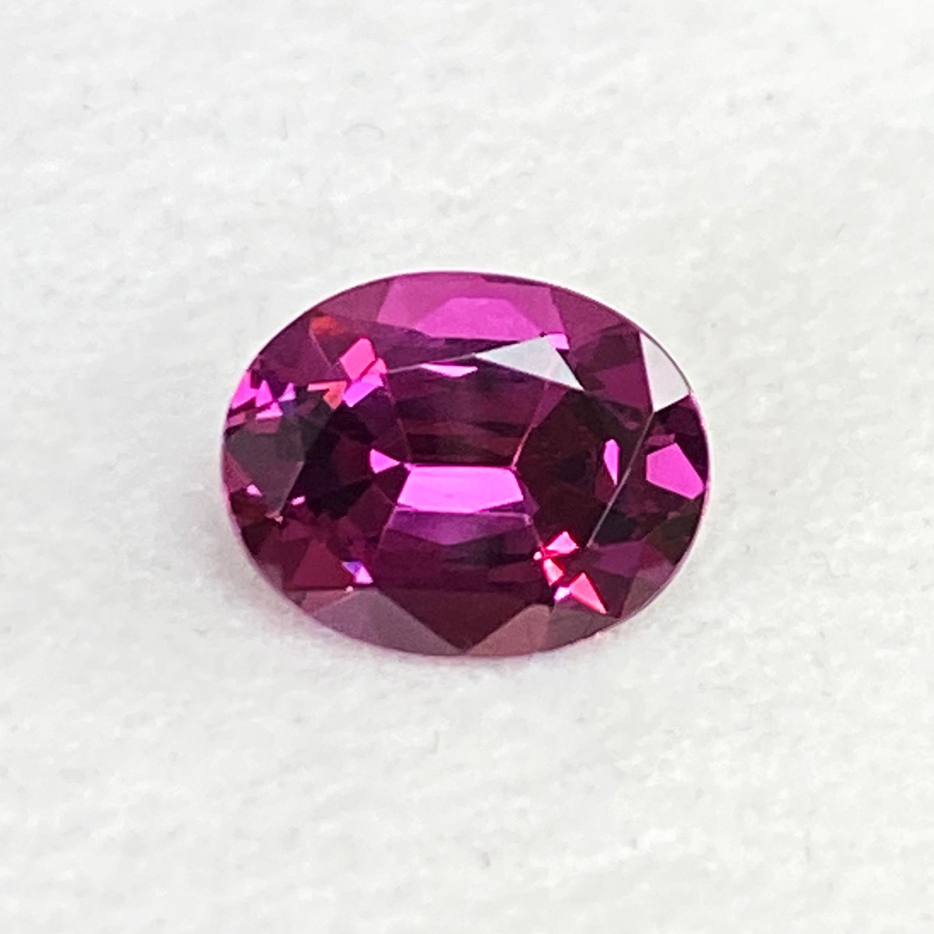 2.8ct Garnet