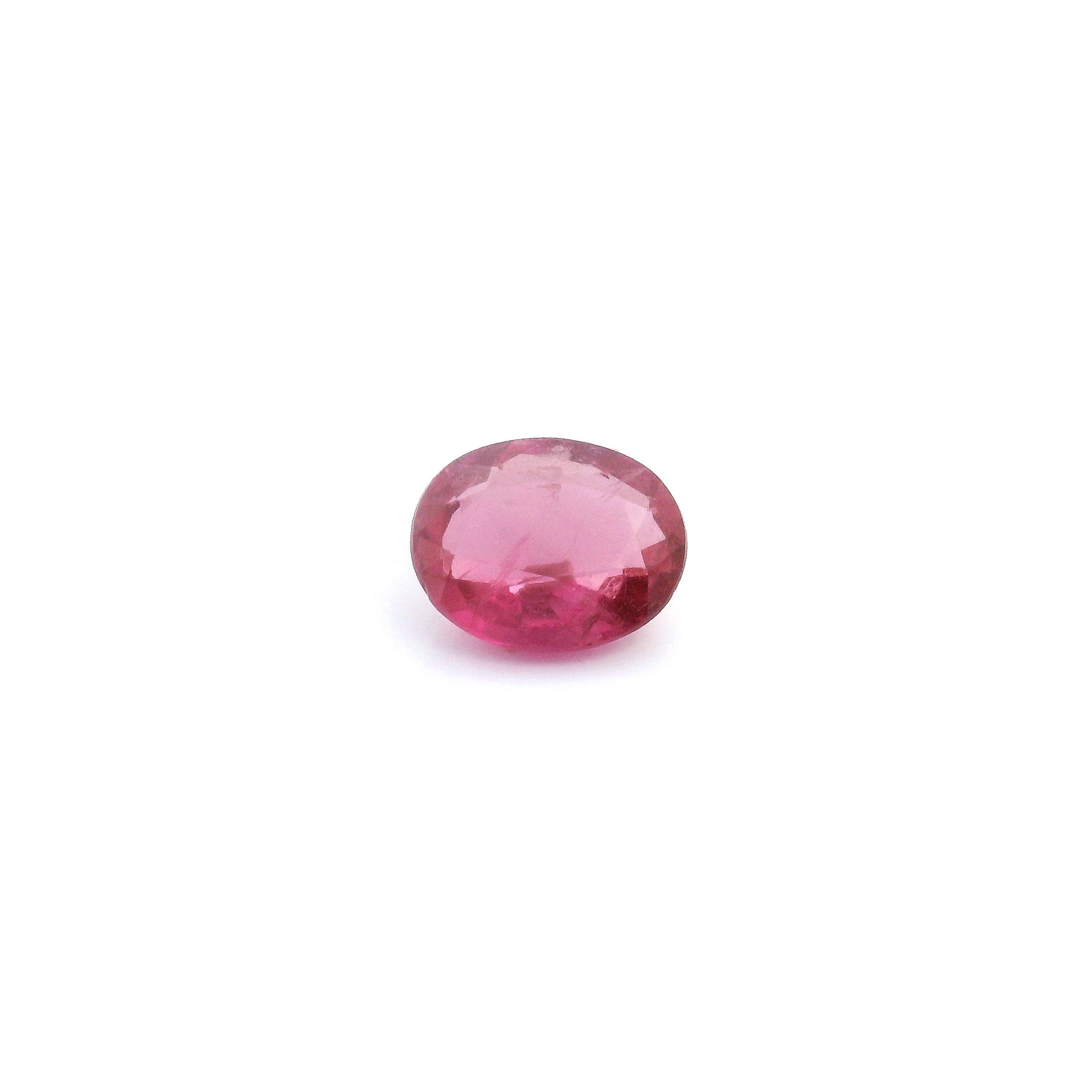 0.9ct RUBY