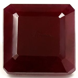3.7ct Ruby