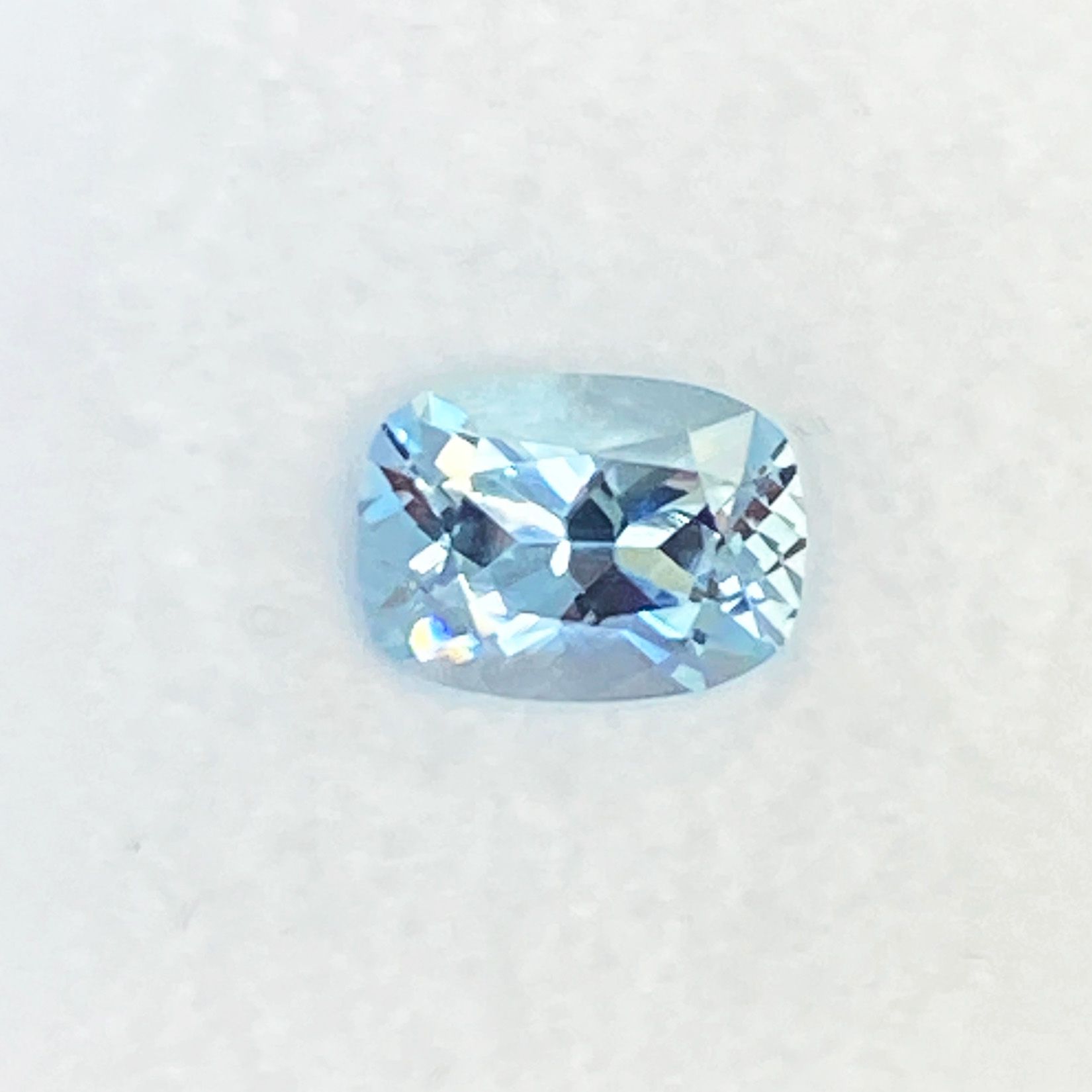 0.9ct Aquamarine