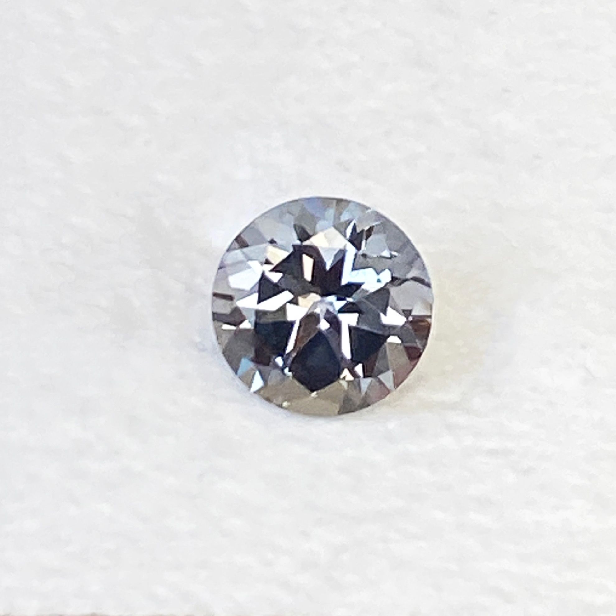 0.88ct Spinel