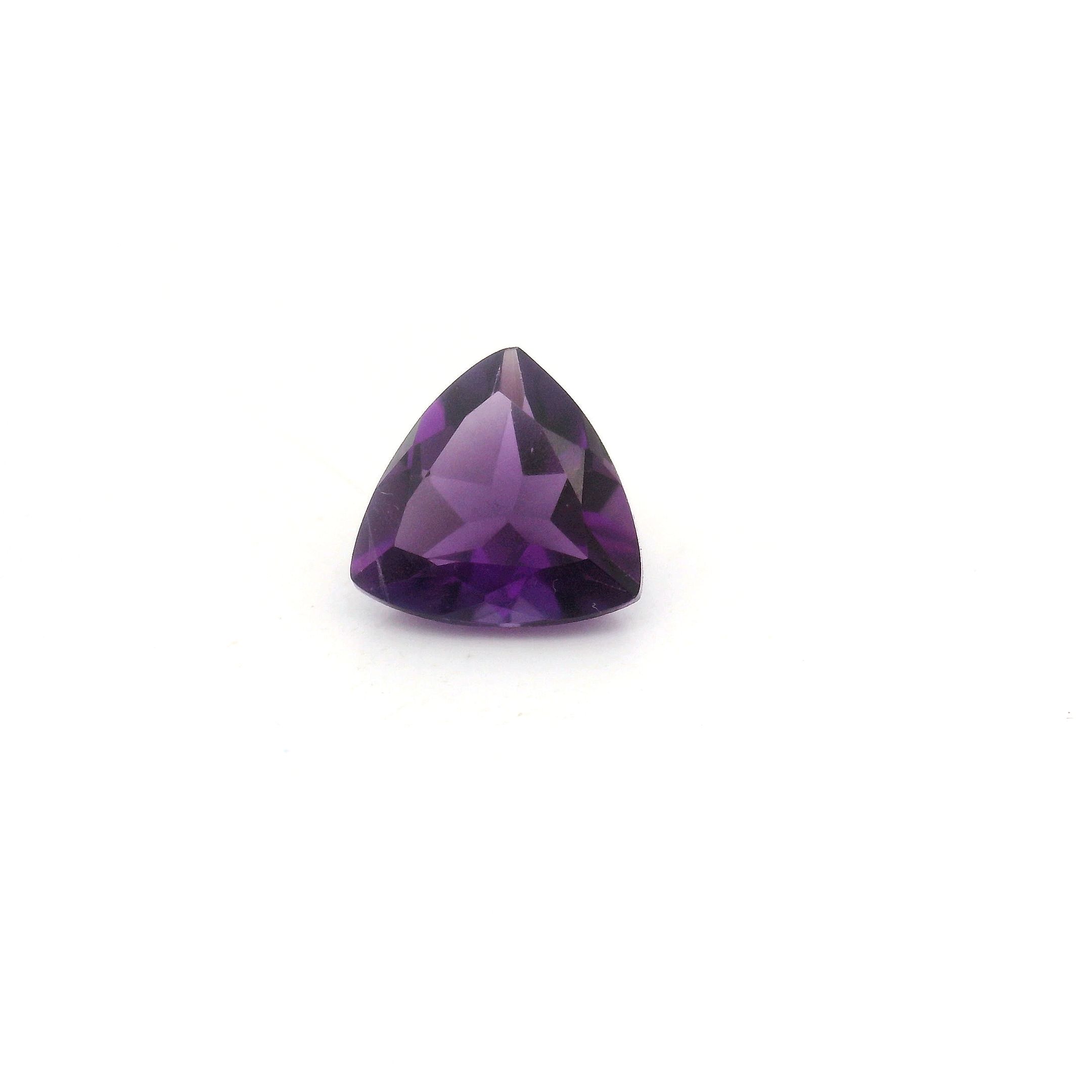Certified Amethyst Triangular 0.93 ct gemstone, Purple