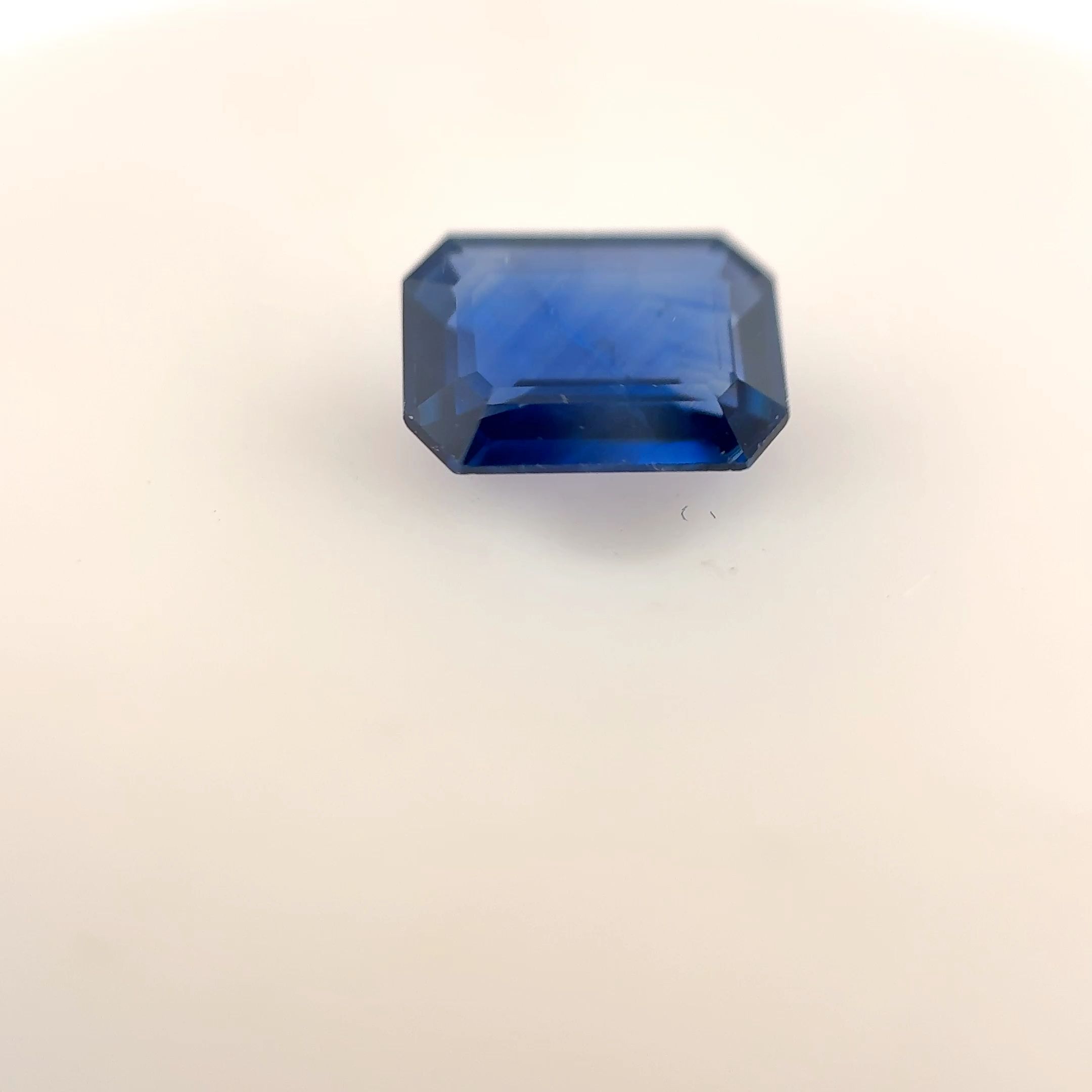 0.92ct SAPPHIRE