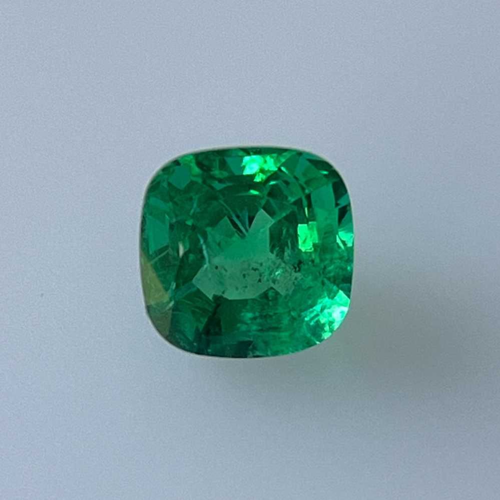 0.64ct Emerald