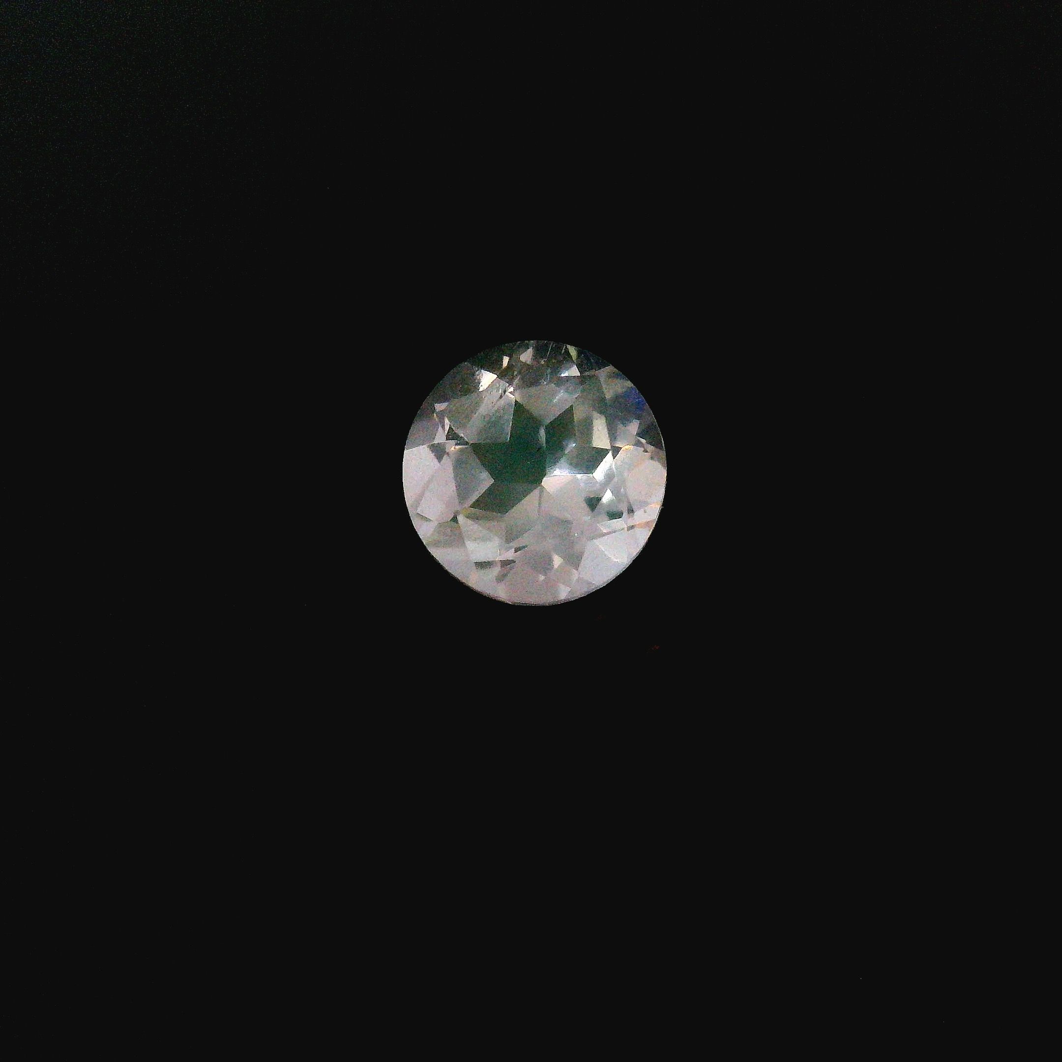 0.82ct MOONSTONE
