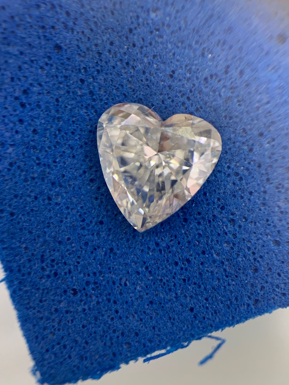 0,41 ct Diament naturalny w szlifie serca