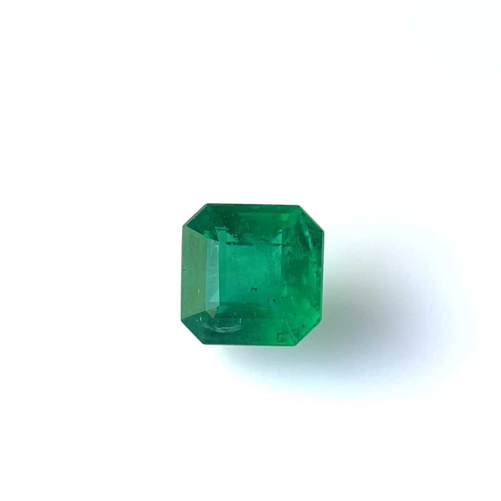 3.19ct Emerald