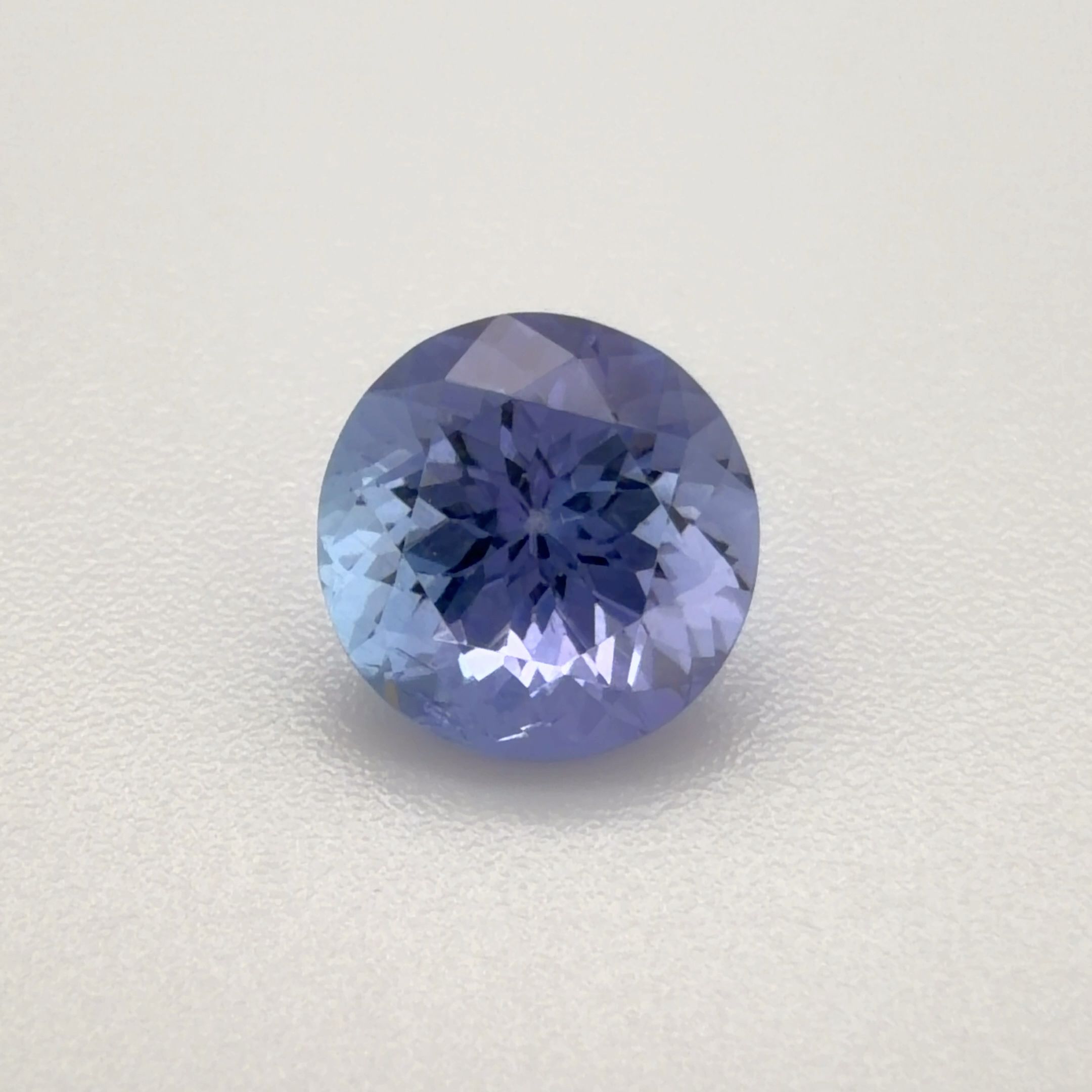 0.83ct TANZANITE