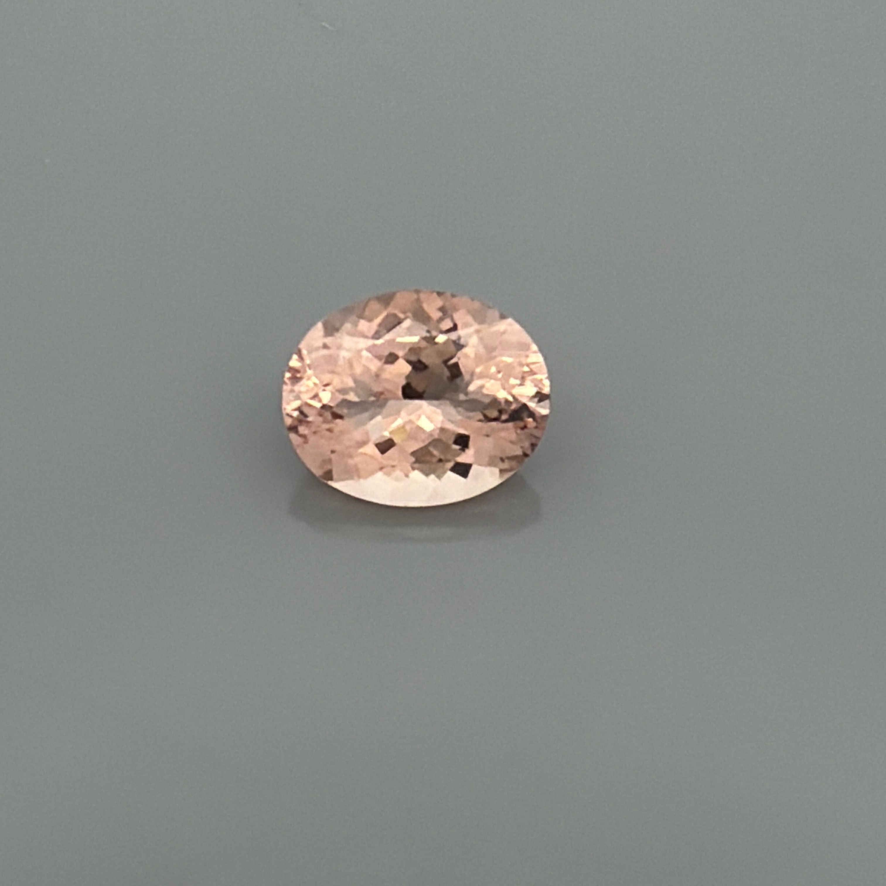5.81 ct Oval Pink Morganite