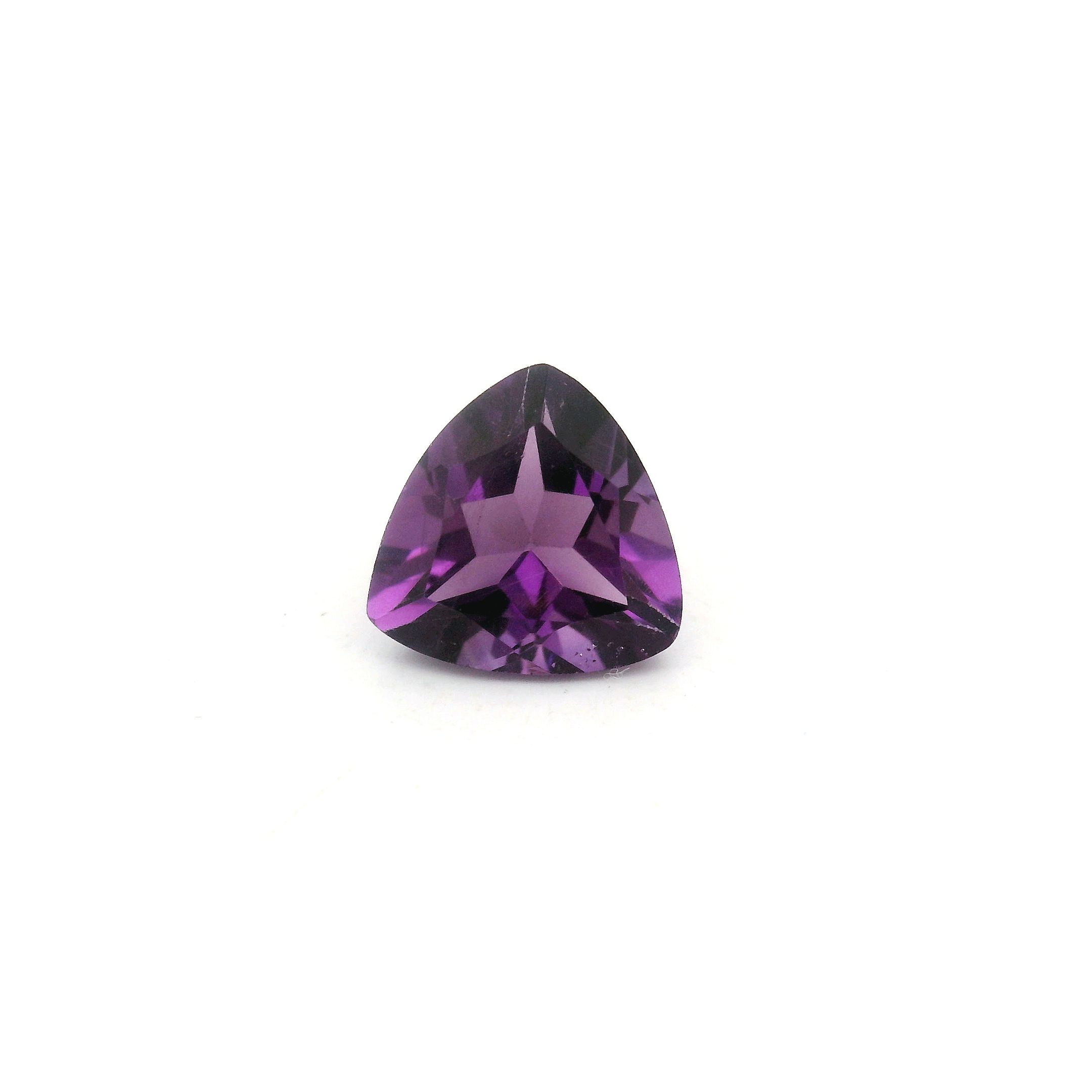 Certified Amethyst Triangular 1.05 ct gemstone, Purple