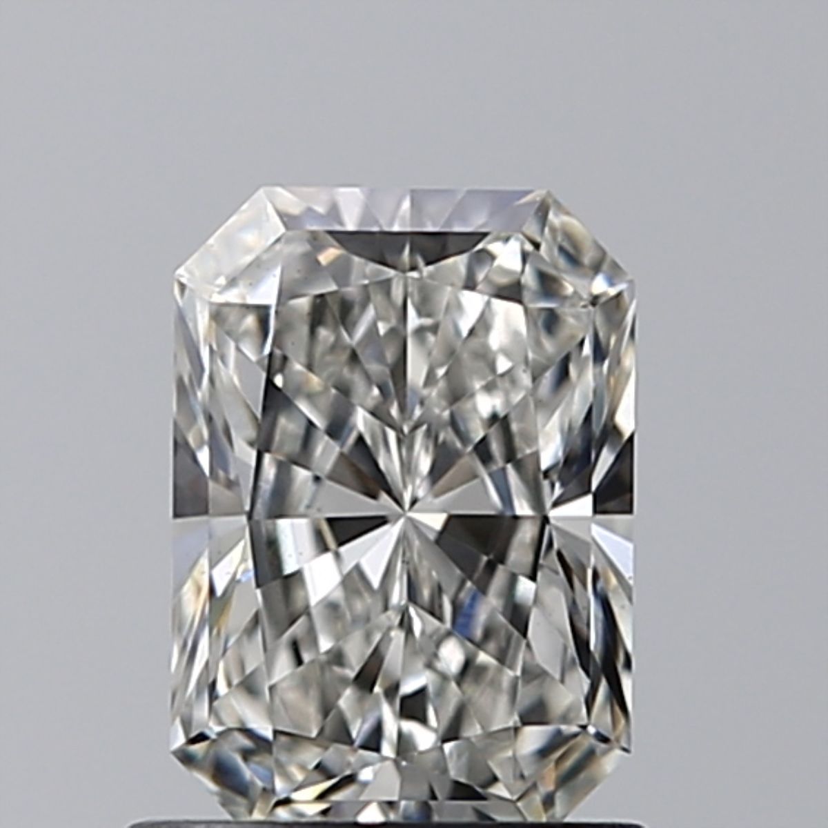 0.92 Carat Radiant Diamond
