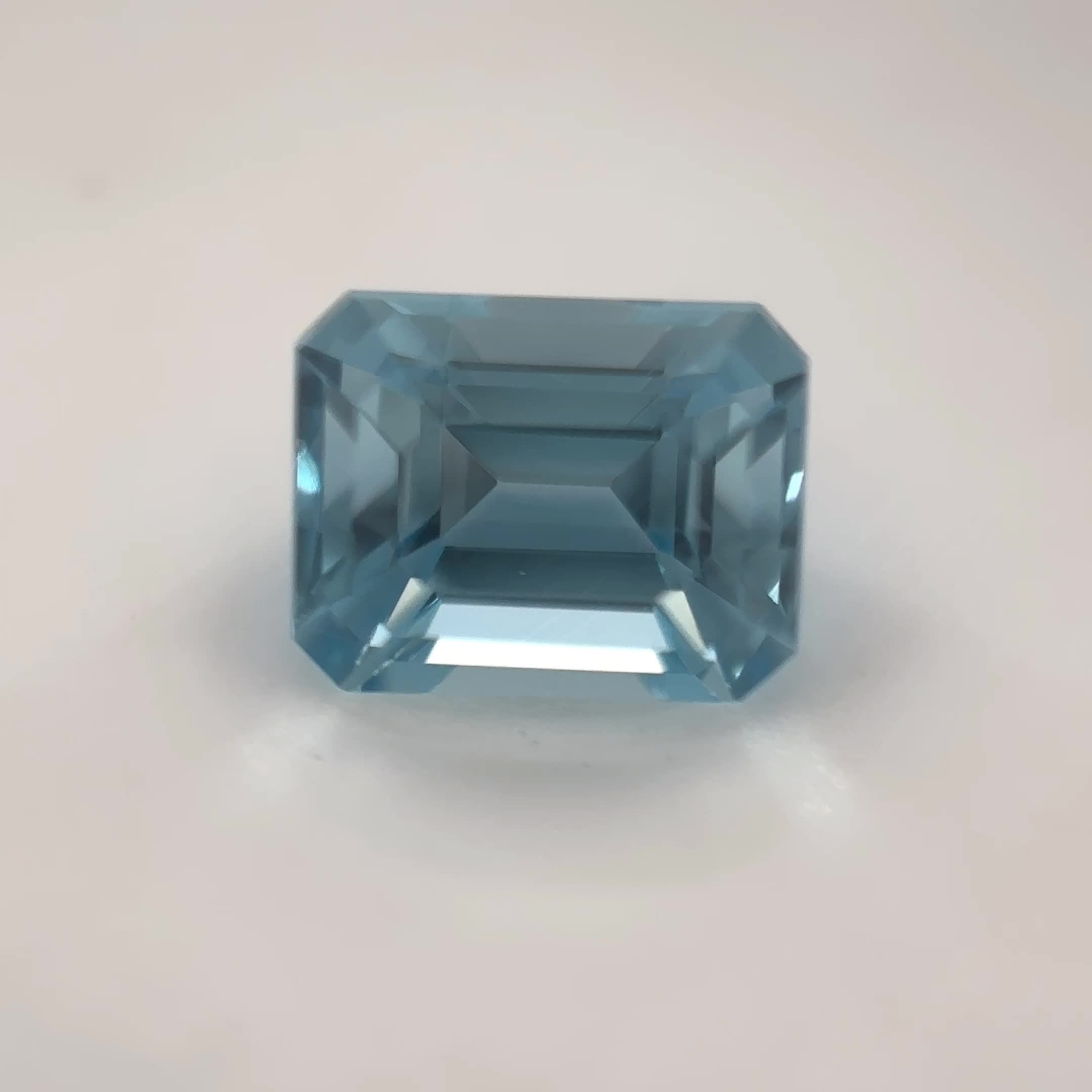 0.93ct AQUAMARINE