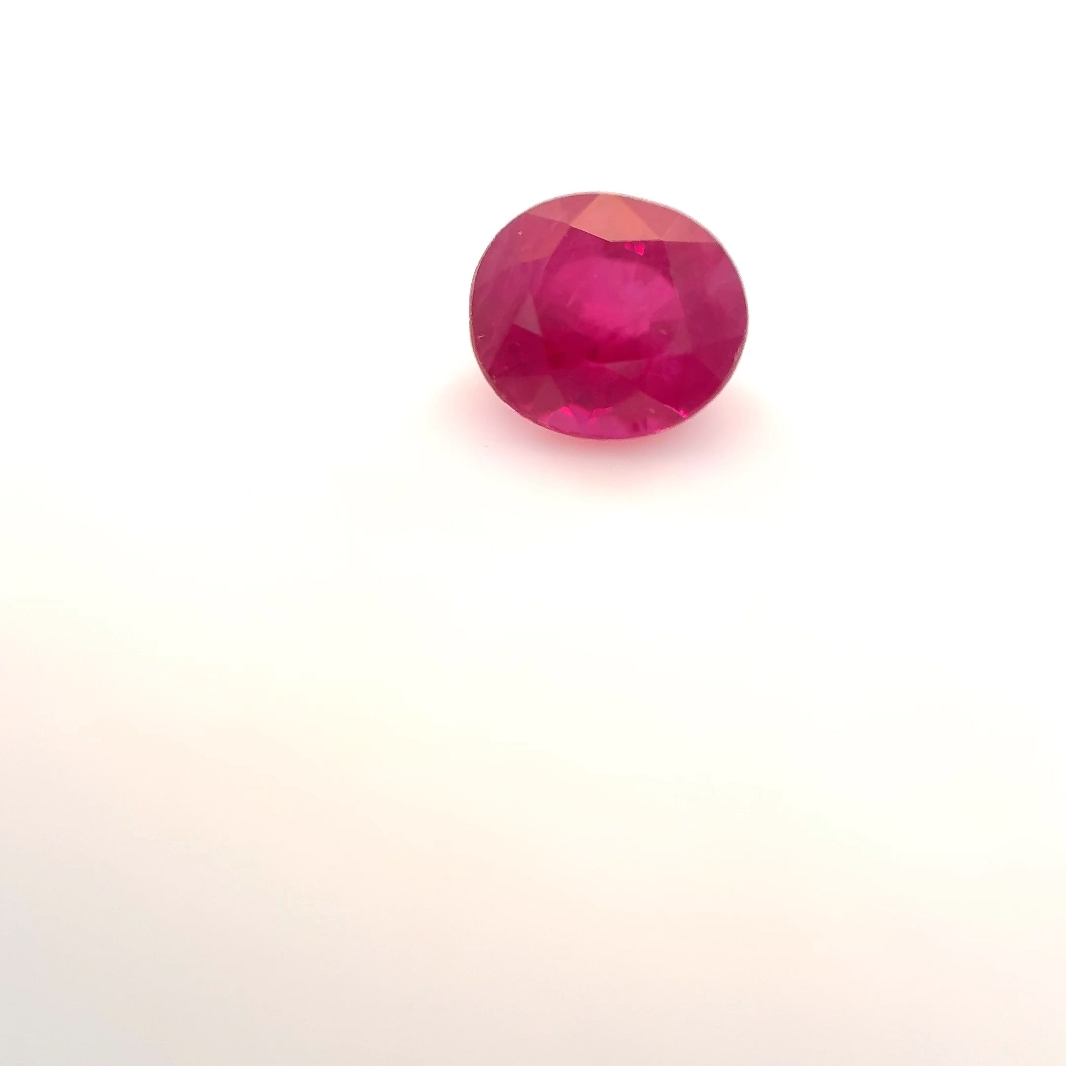 0.9ct RUBY