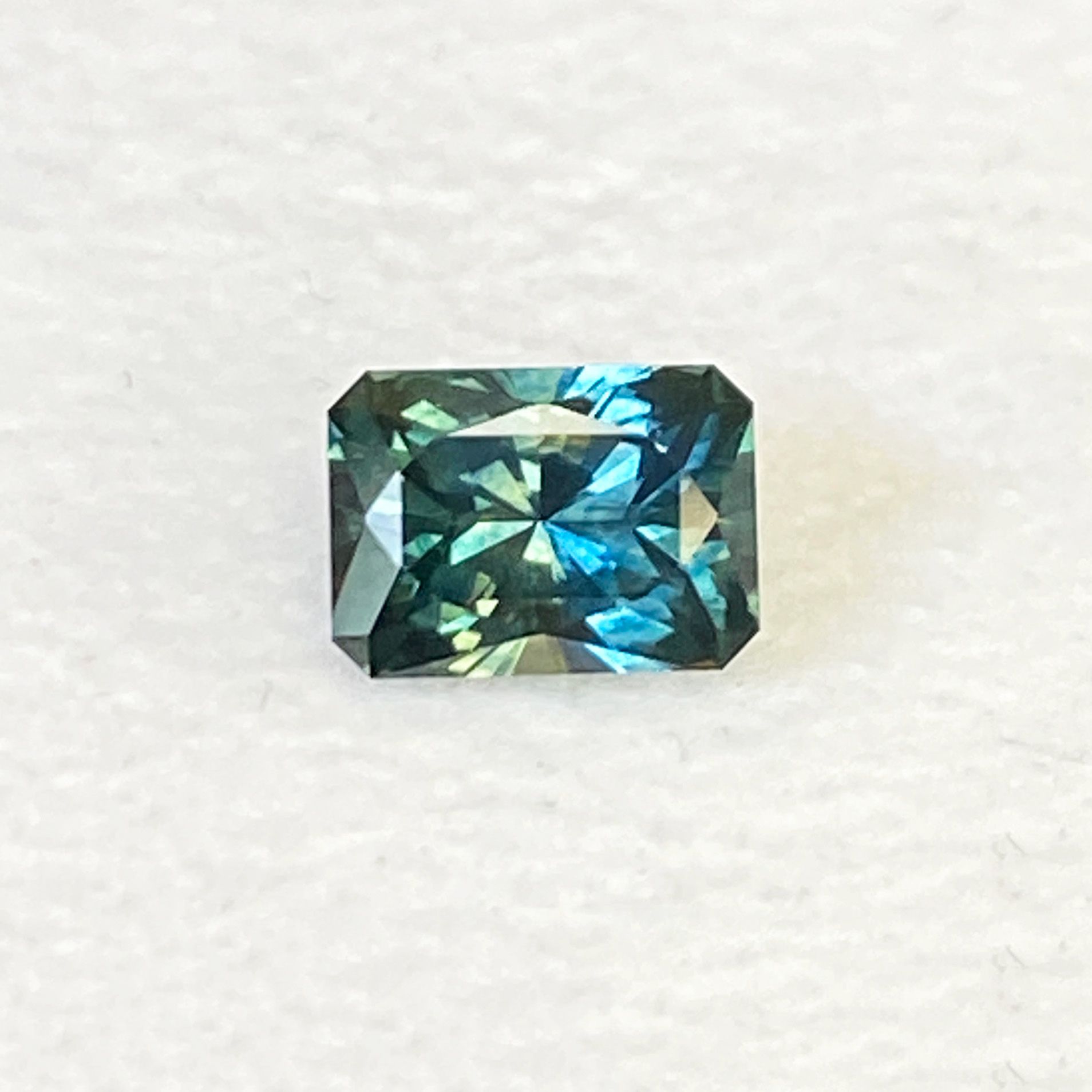 0.83ct Sapphire