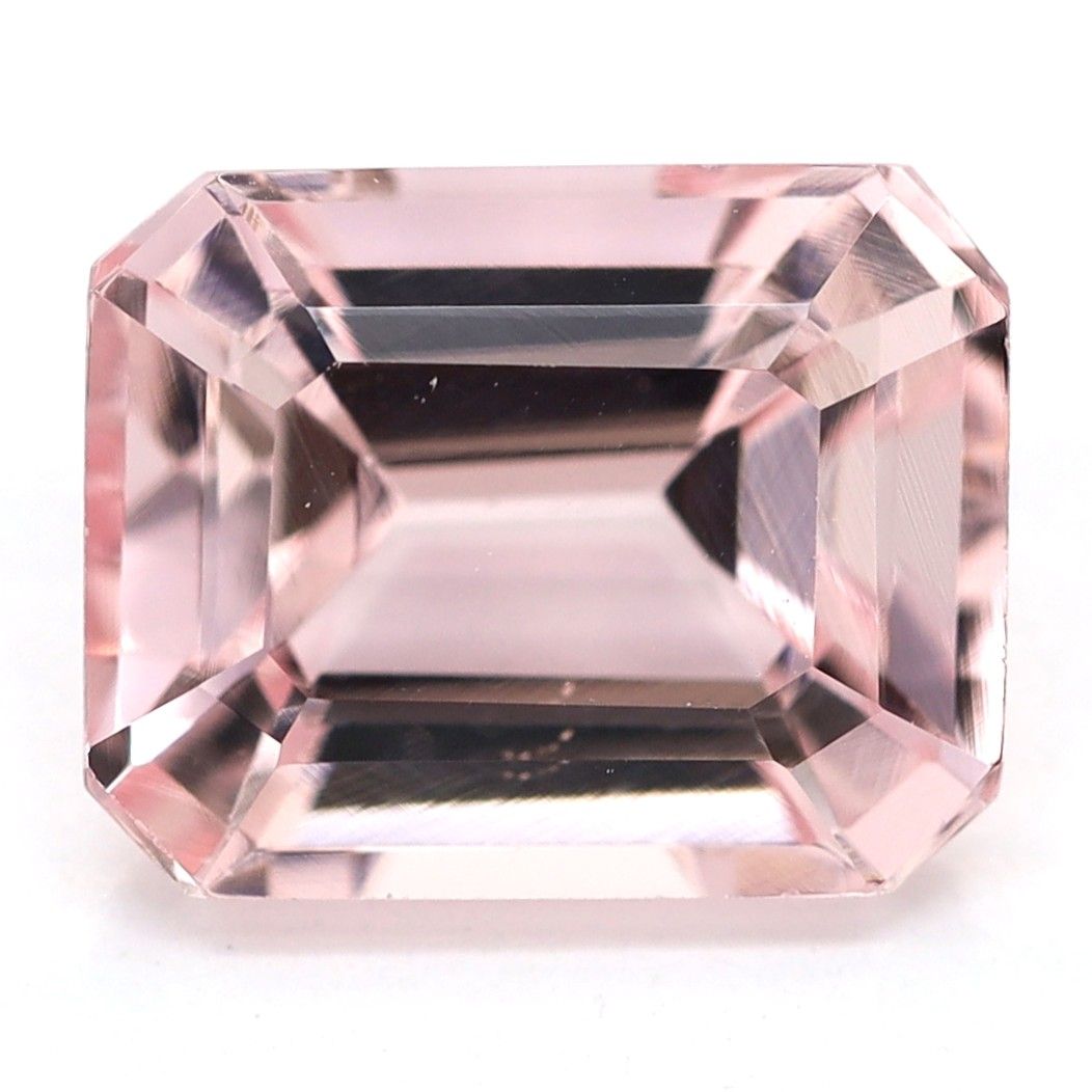 2.45 ct Emerald Pink Morganite