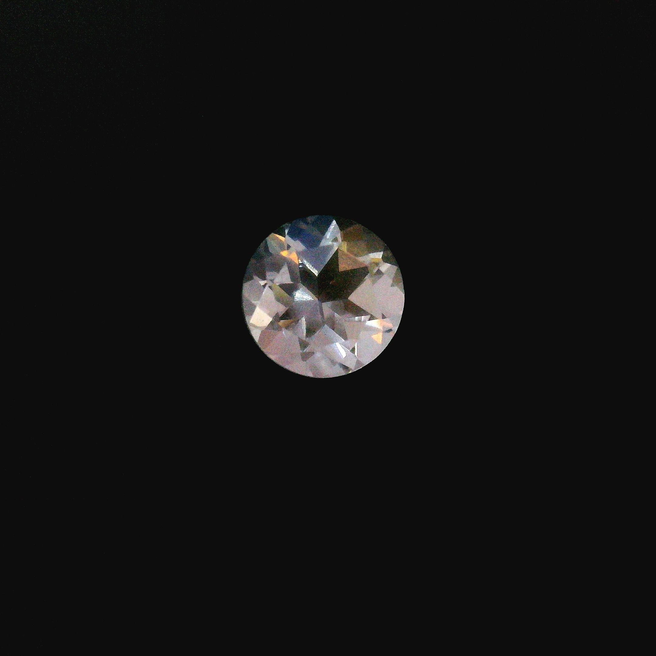 0.81ct MOONSTONE