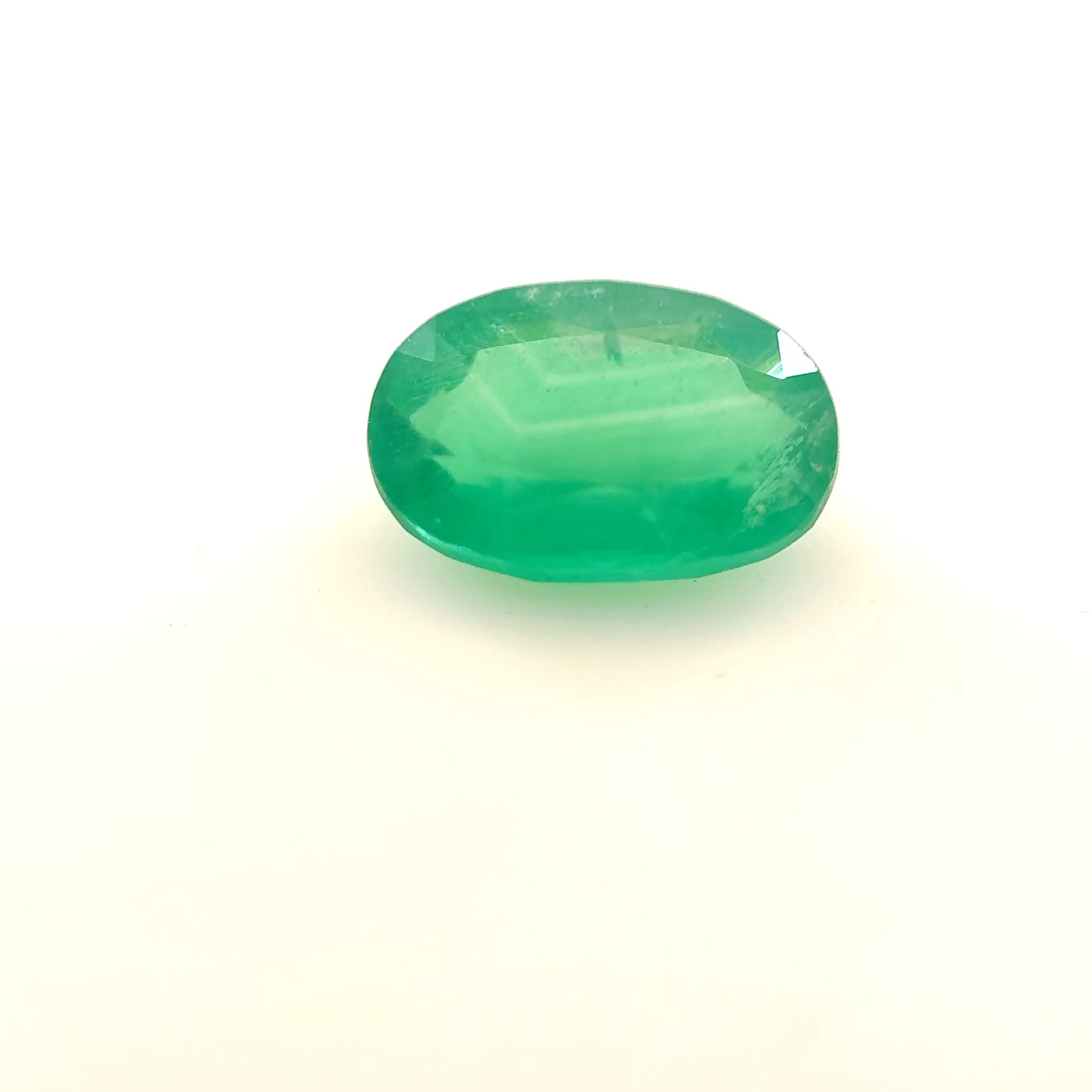 0.92ct EMERALD