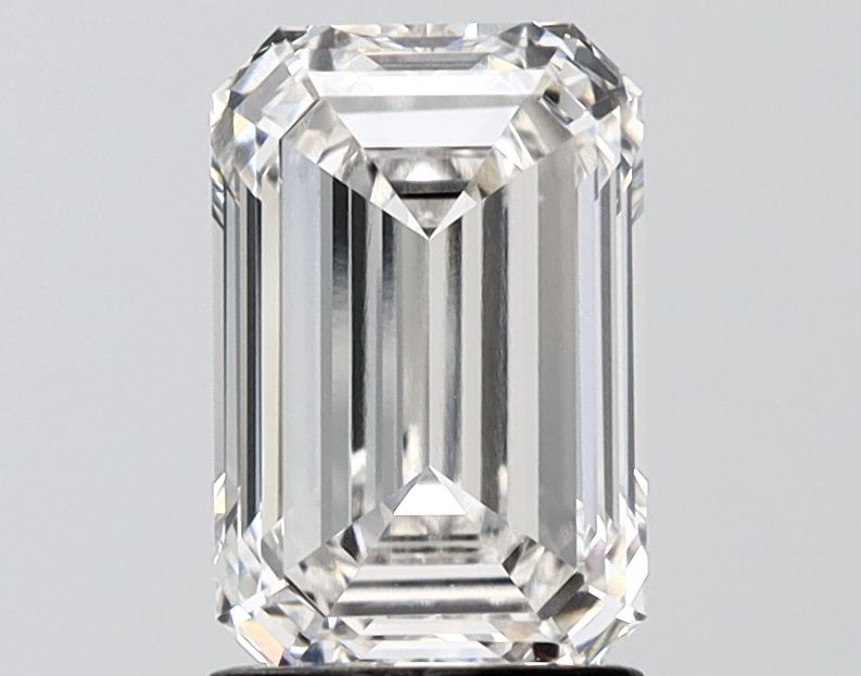 2.01ct Emerald E - VVS1 - Very Good cut - LD44755