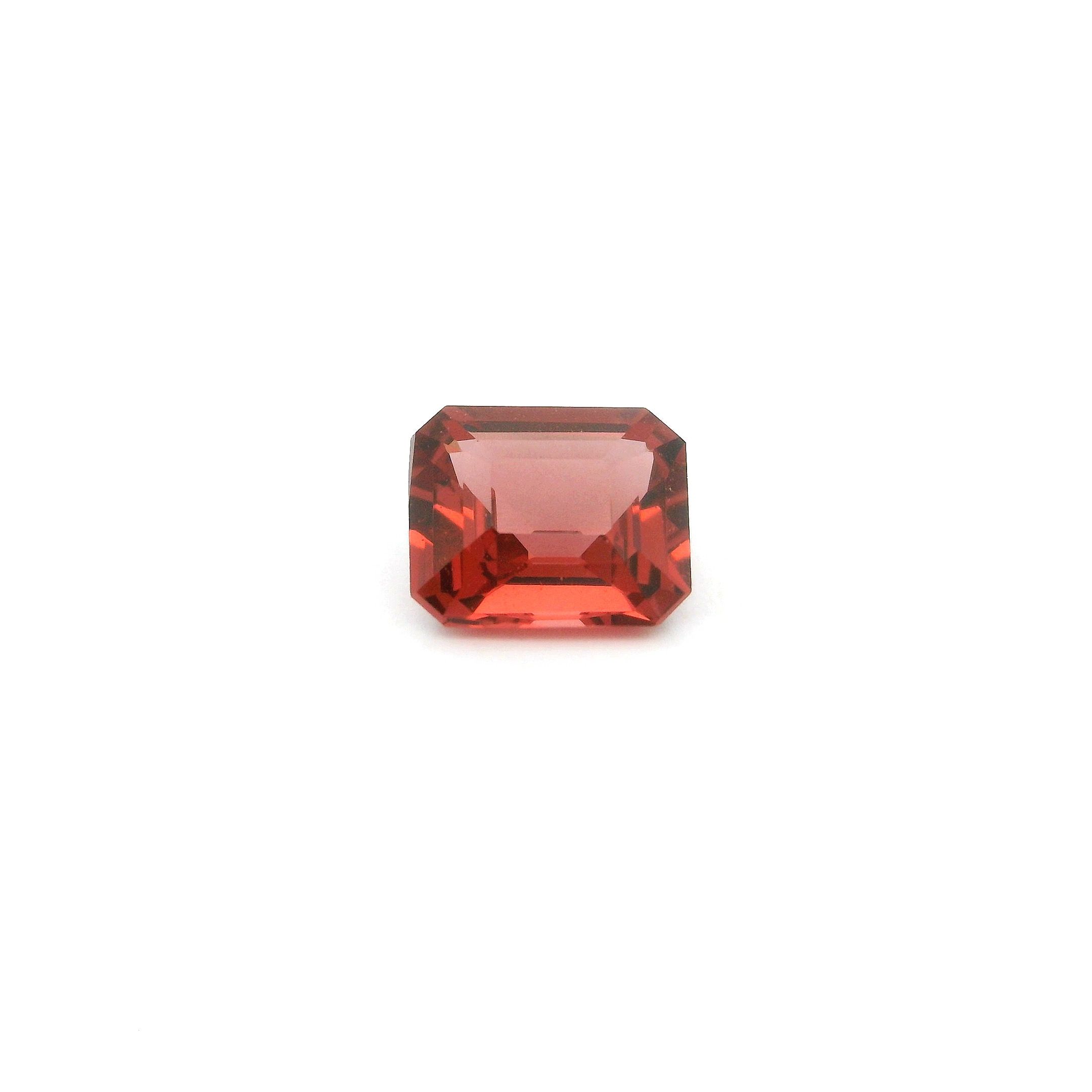 0.82ct GARNET