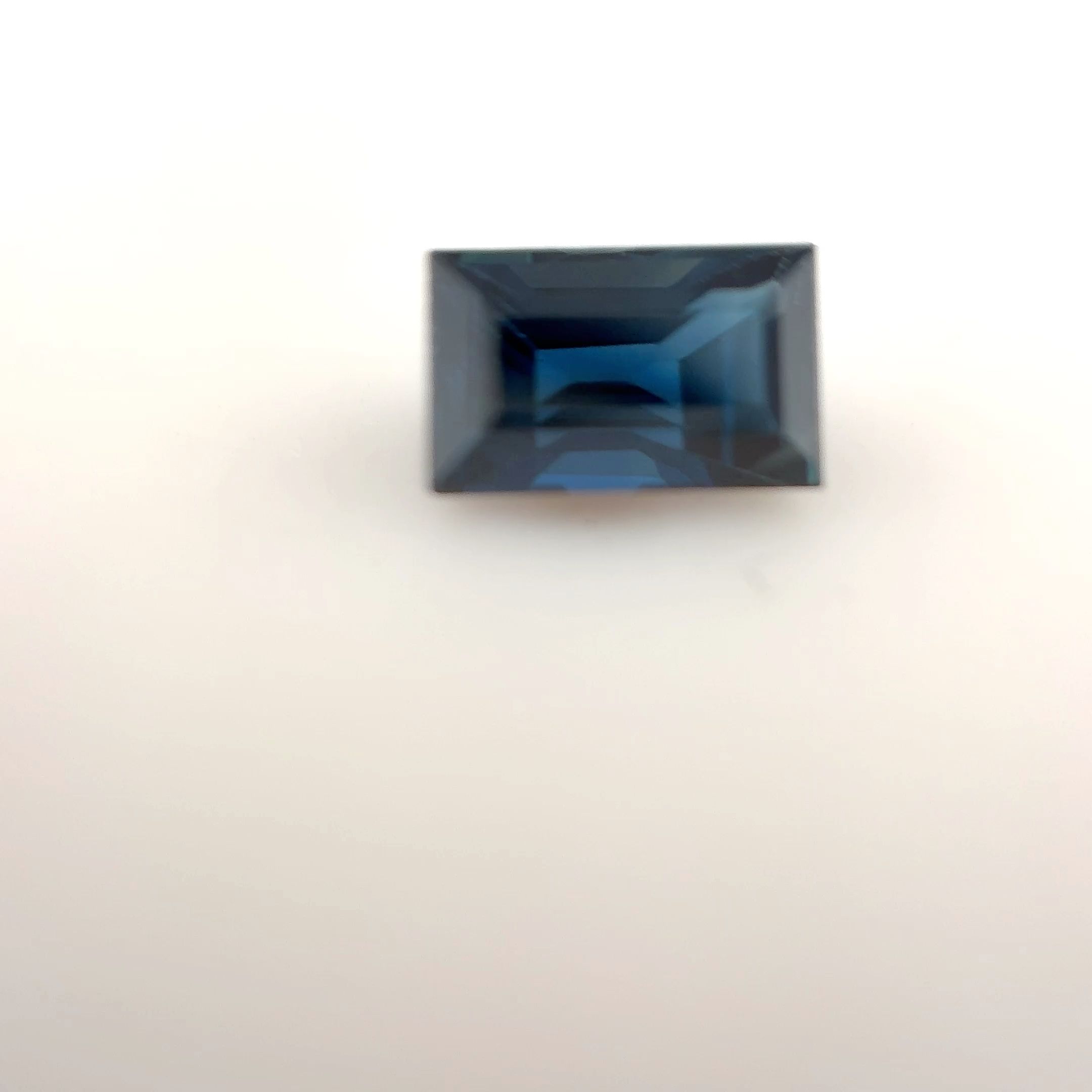 0.91ct SAPPHIRE