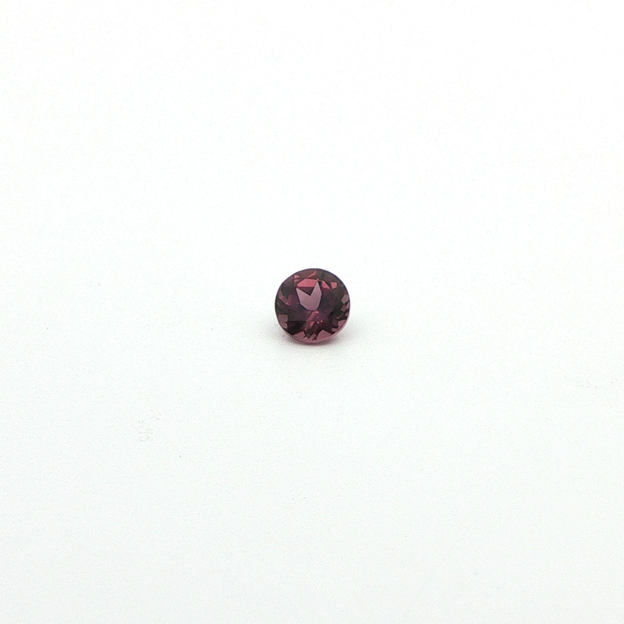 Certified Spinel Round 0.61 ct gemstone, Pink