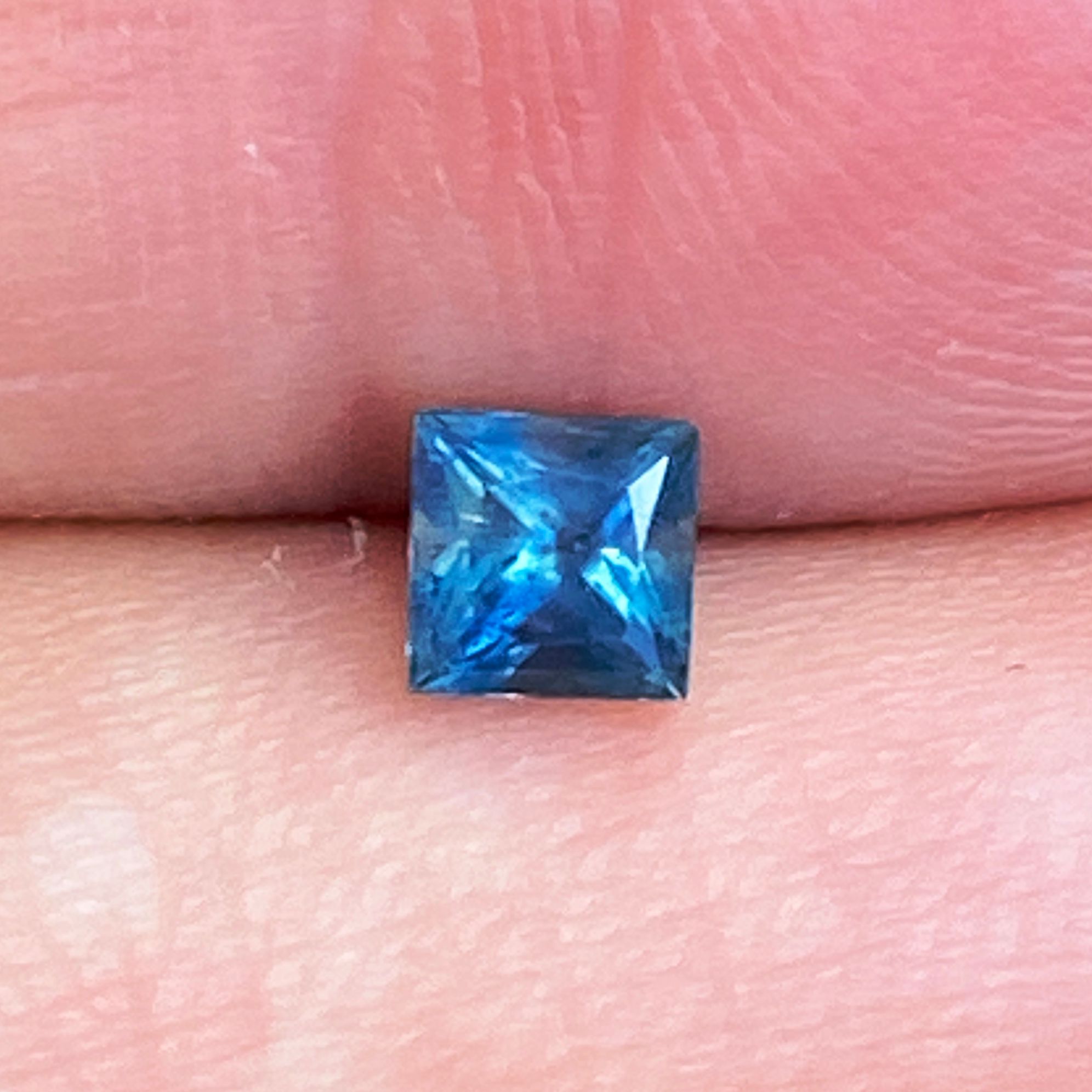 0.71ct Sapphire