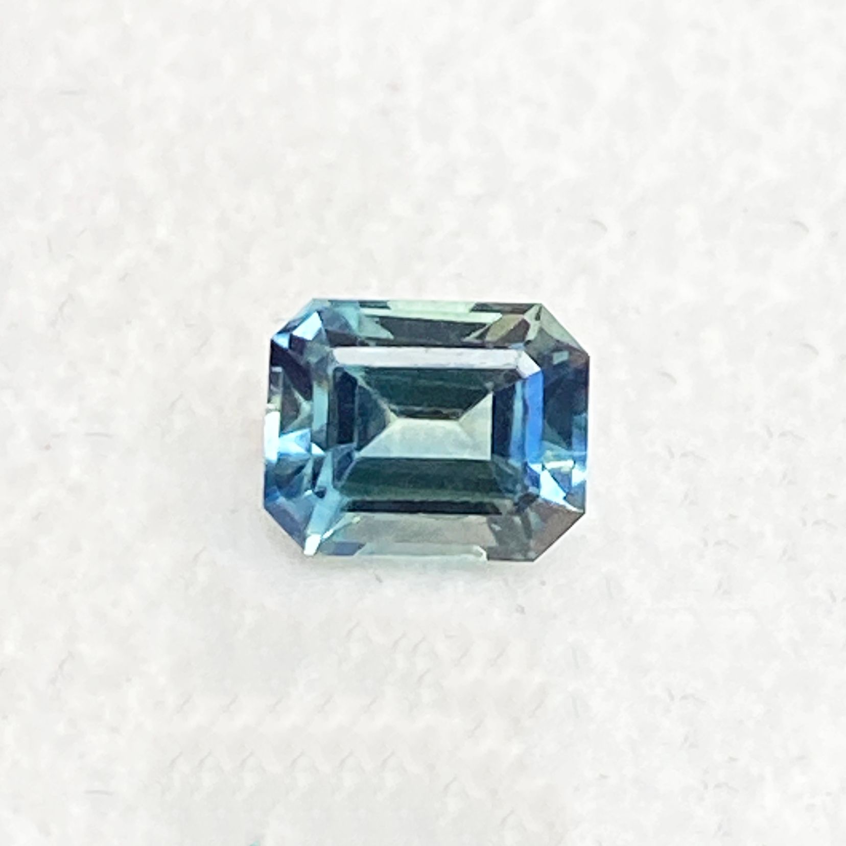 0.81ct Sapphire