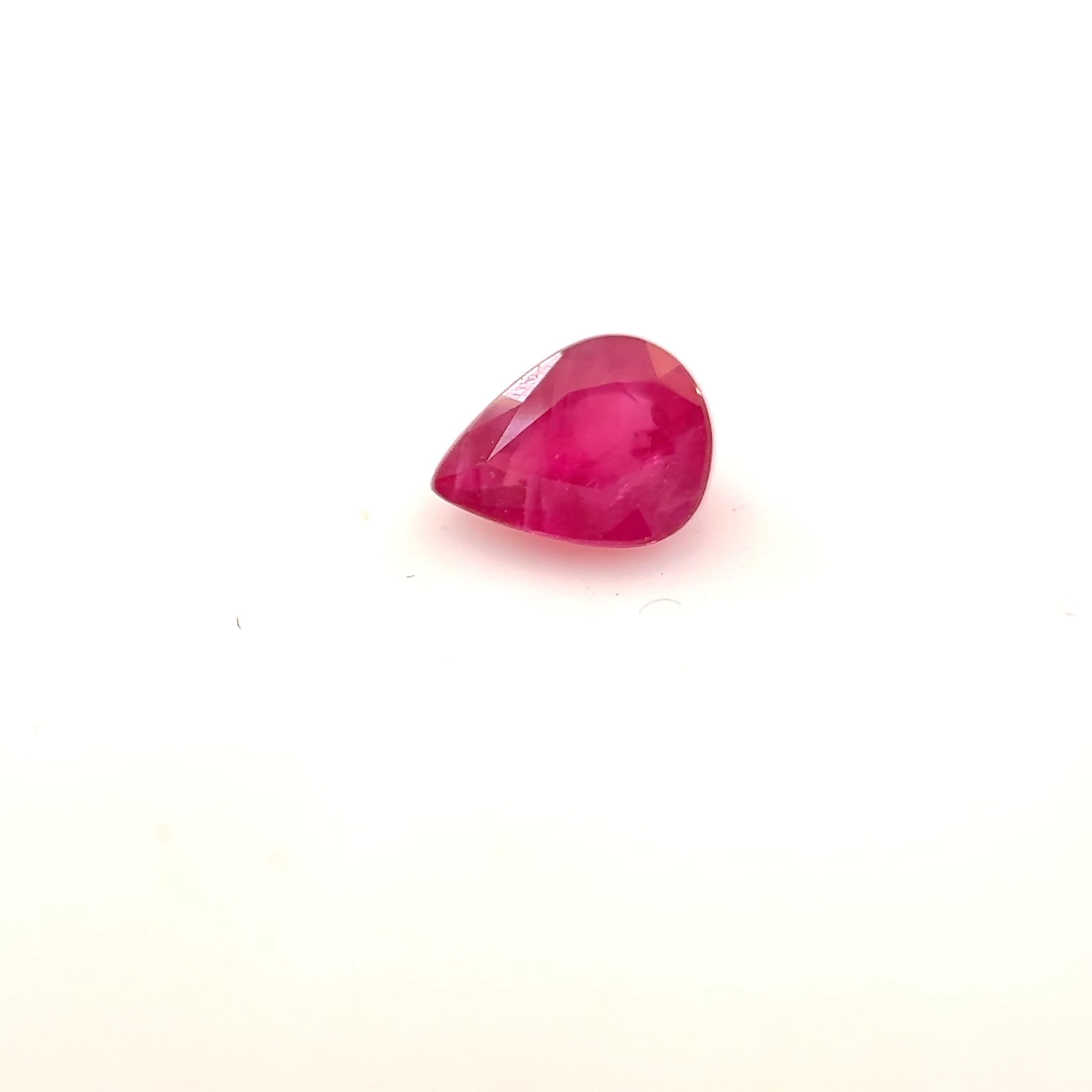 Certified Ruby Pear 0.41 ct gemstone, Red
