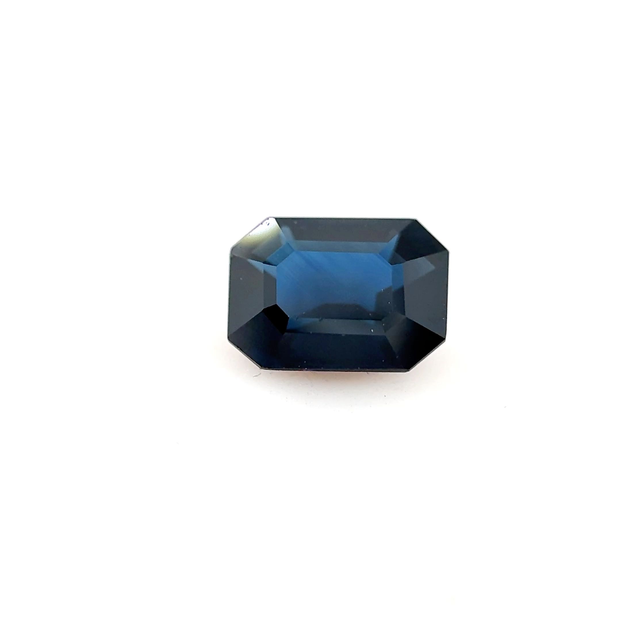 0.96ct SAPPHIRE