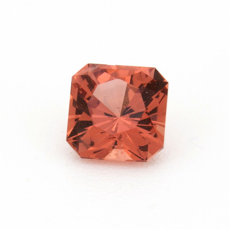 1.1ct GARNET